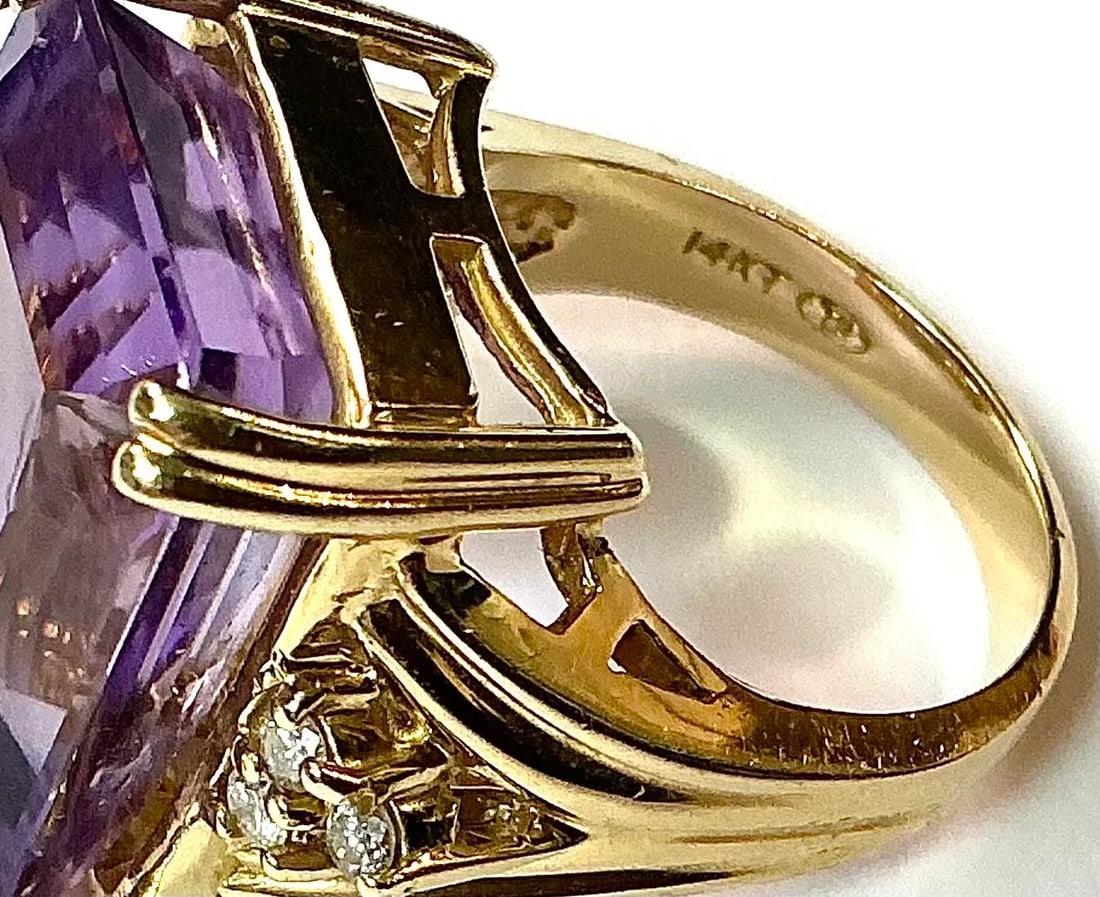 14k Yellow Gold Amethyst and Diamond Ring - 5
