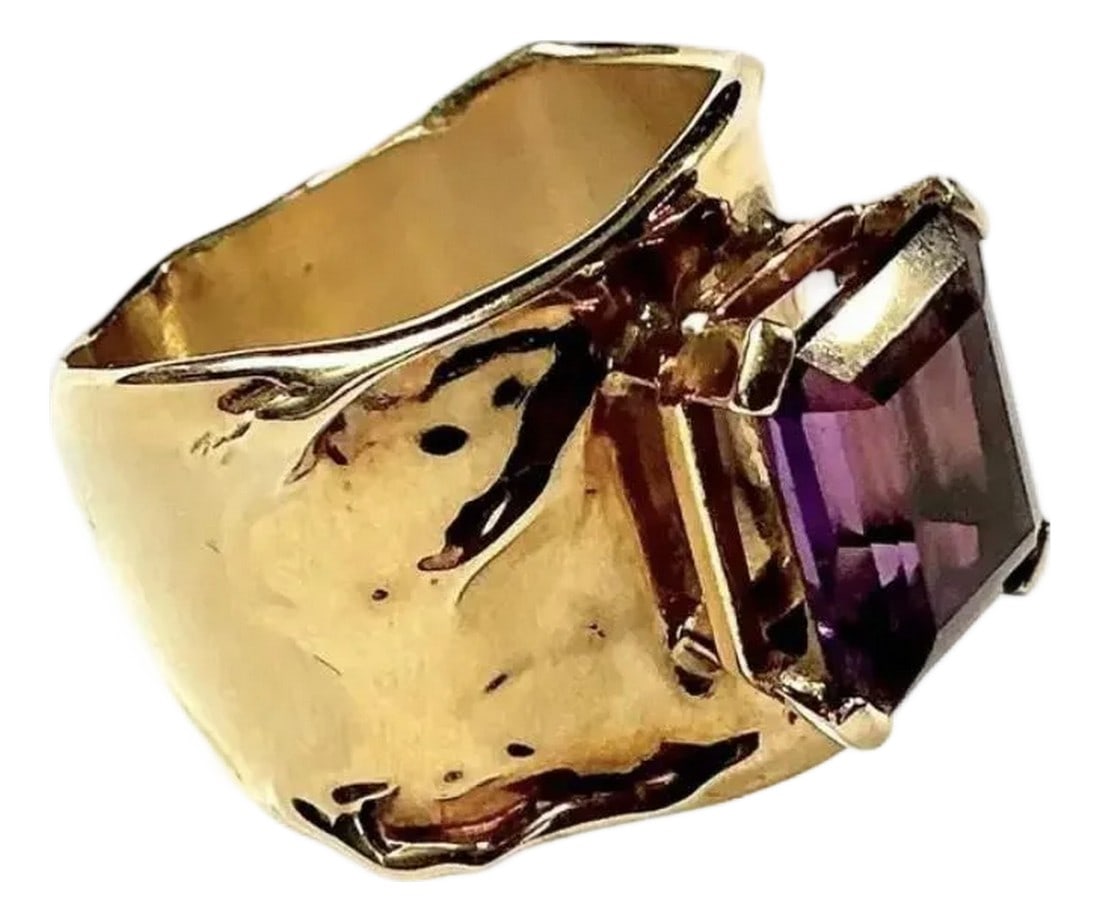 Emerald-Cut Amethyst Ring by Jim Cotter 14k Gold Wide Band: Jim Cotter 14K Gold Wide Band With Emerald-cut Amethyst Ring. 9 grams total weight. Very good condition. Condition: Alterations: Original Condition Unaltered Imperfections: Some Imperfections Conditio