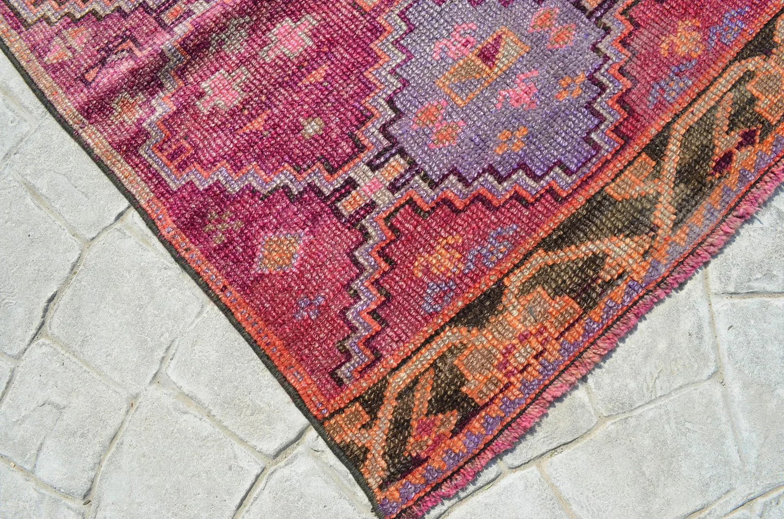 Hand-Knotted Turkish Runner Rug . Low Pile Full Tribal Design Narrow Runner Rug 2"²2"³ - 8