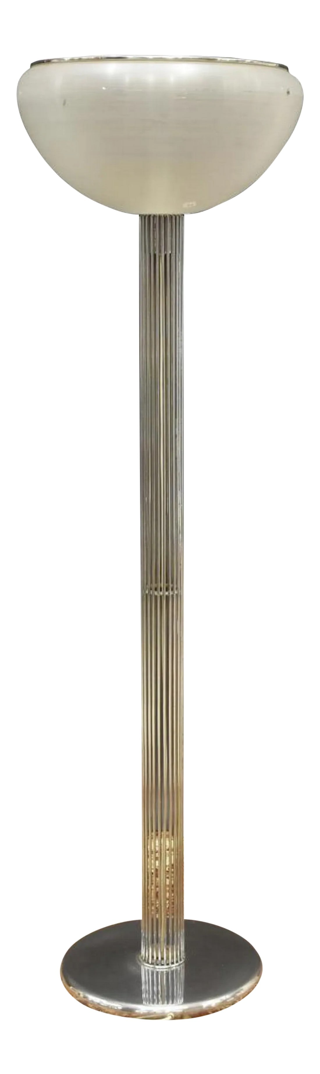 Mid Century Modern Luigi Massoni Guzzini Italian Chrome Tubular Floor Lamp: Italian mid-century modern floor lamp from Luigi Massoni (Milano, 1930) by Guizzini from the 1960s-1970s. Lamp has chrome tubular rods and a molded shade topped with metal diffuser that conceals a sin