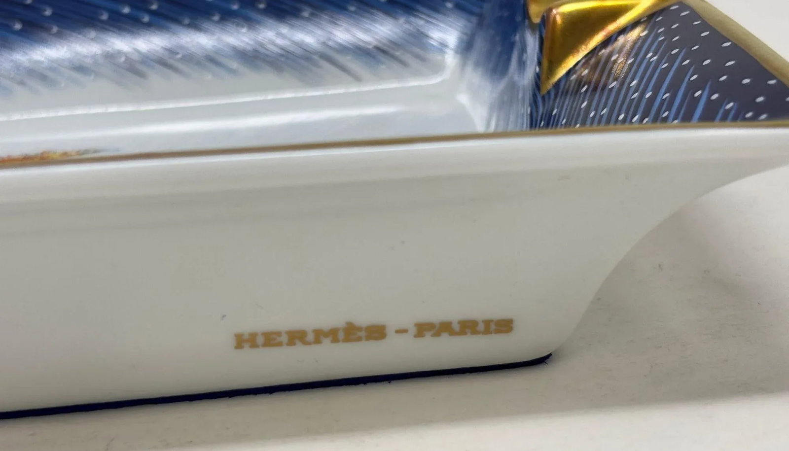 1980s Hermès "Feux D'Artifice" Blue Porcelain Ashtray Catchall Made in France - 17