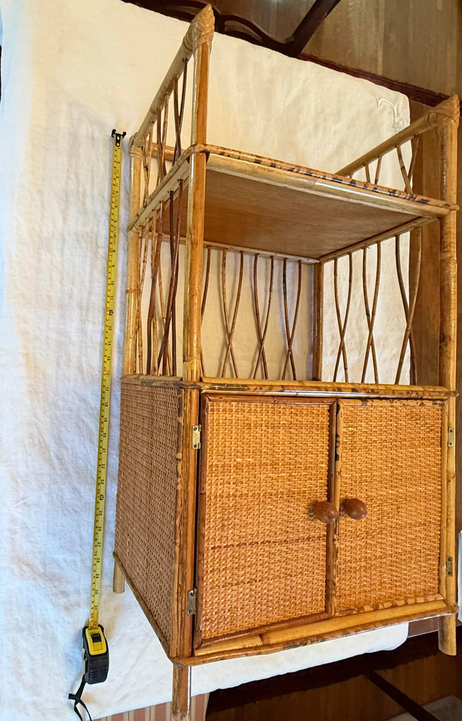 Mid 20th Century Vintage Palm Beach Style 30" Tall Bamboo & Rattan Shelves Bookcase Cabinet Etager - 10