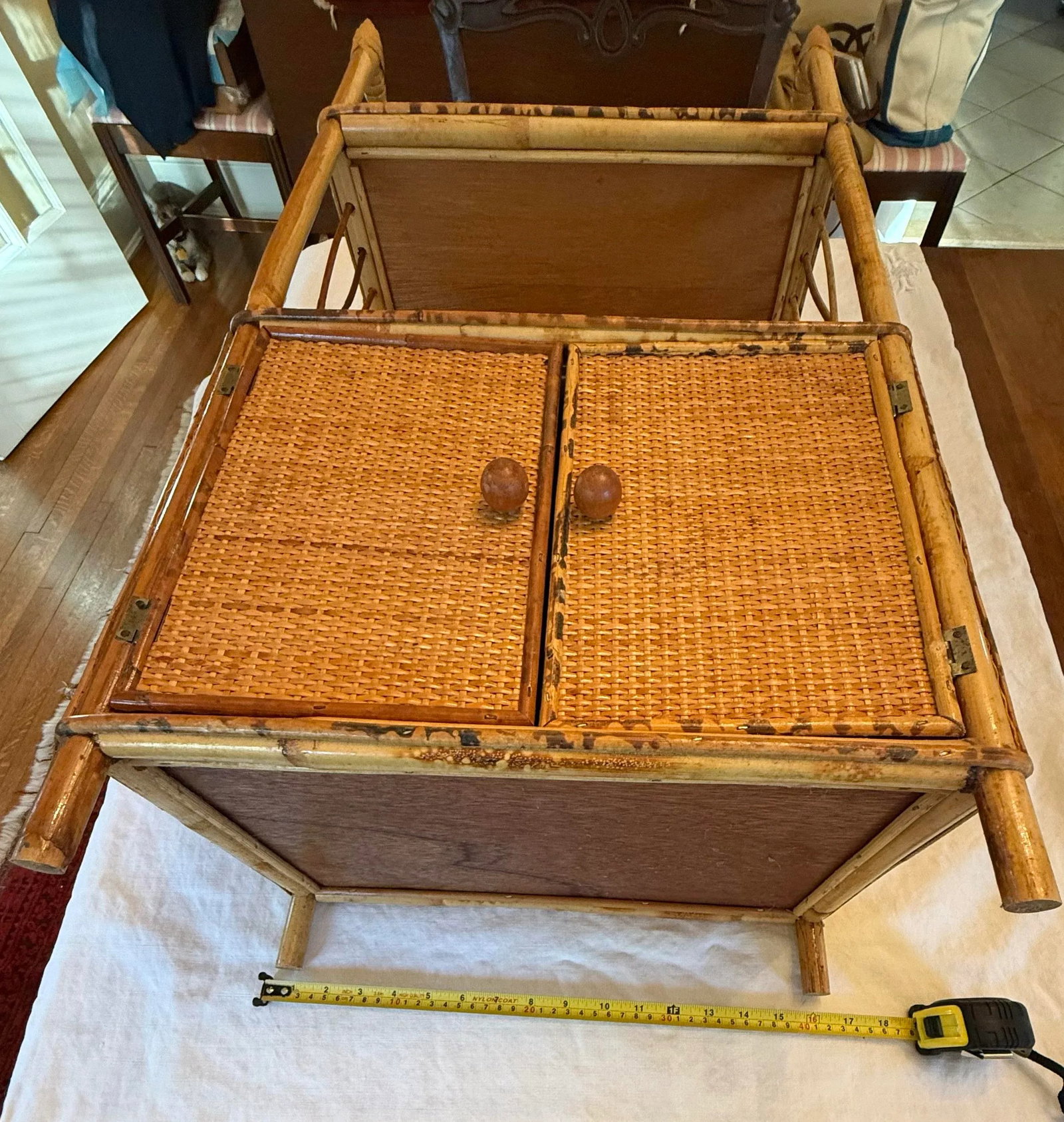 Mid 20th Century Vintage Palm Beach Style 30" Tall Bamboo & Rattan Shelves Bookcase Cabinet Etager - 11