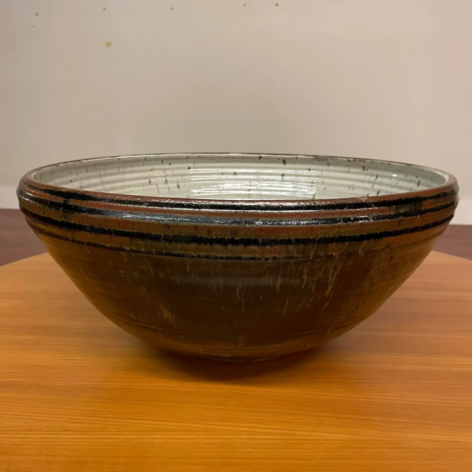 Oversized Studio Pottery Bowl With Earth-Toned Glaze - Mid Century - 8