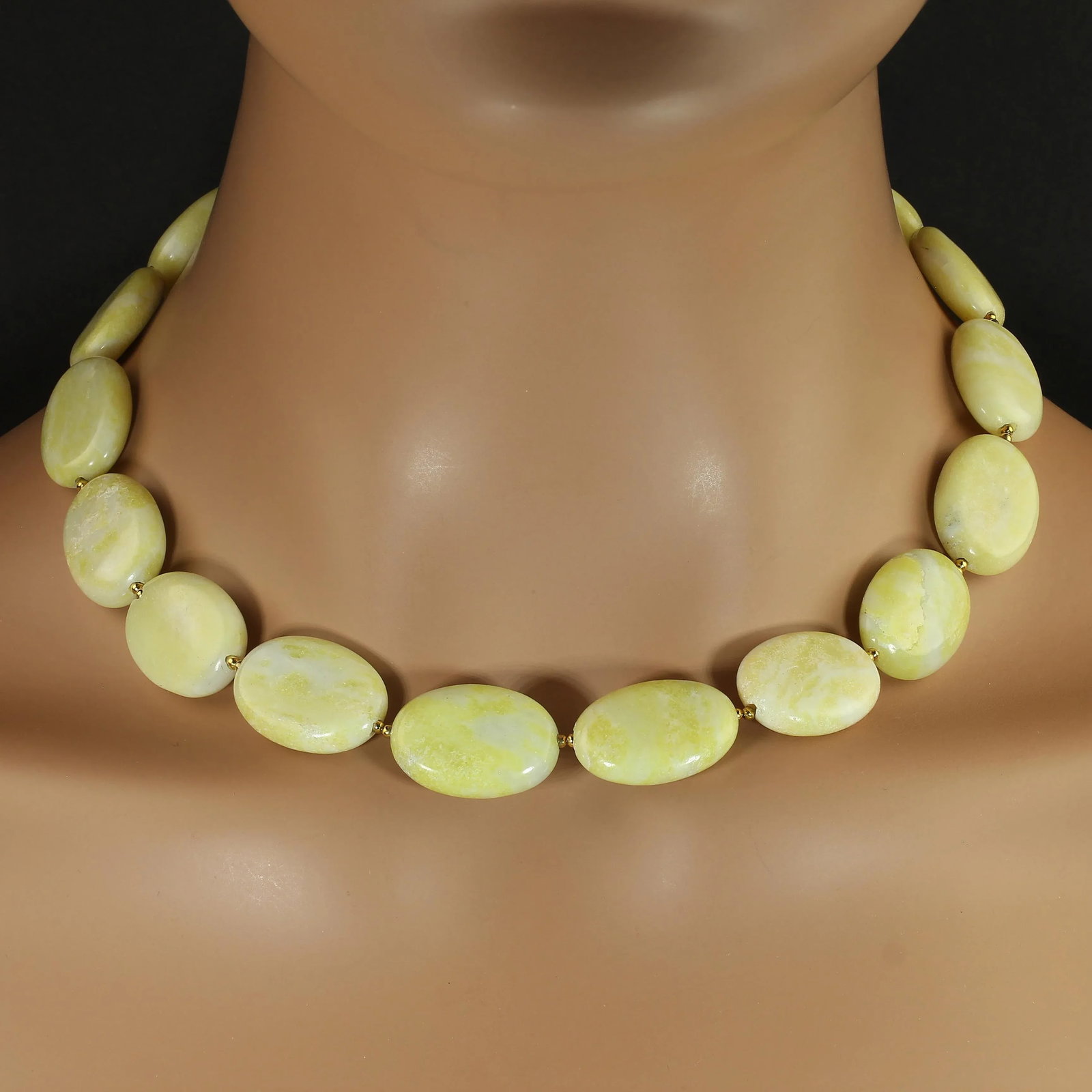 Ajd, 18 Inches, Oval Lemon-Yellow Magnesite Necklace - 2