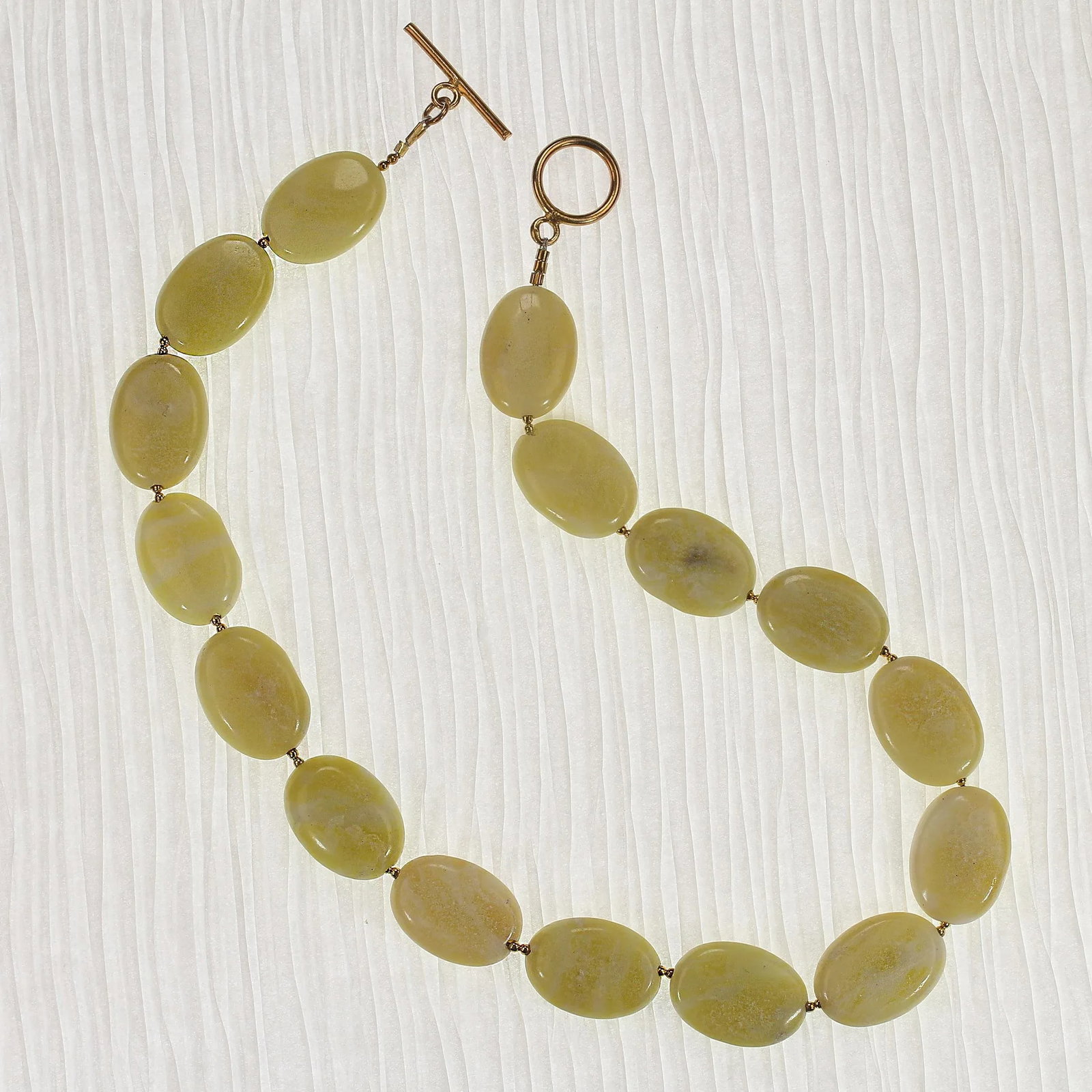 Ajd, 18 Inches, Oval Lemon-Yellow Magnesite Necklace - 7