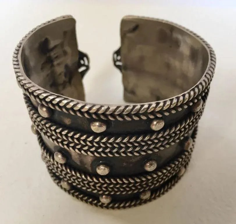 Mid 20th Century Moroccan Vintage Berber Tribal Ethnic Cuff - 9