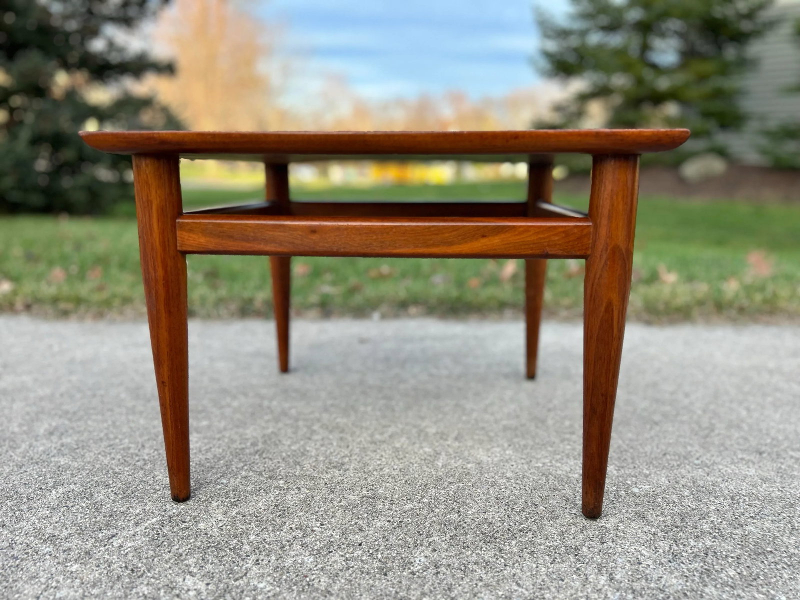 Mid 20th Century Modern Walnut Side Table by Heritage - 8