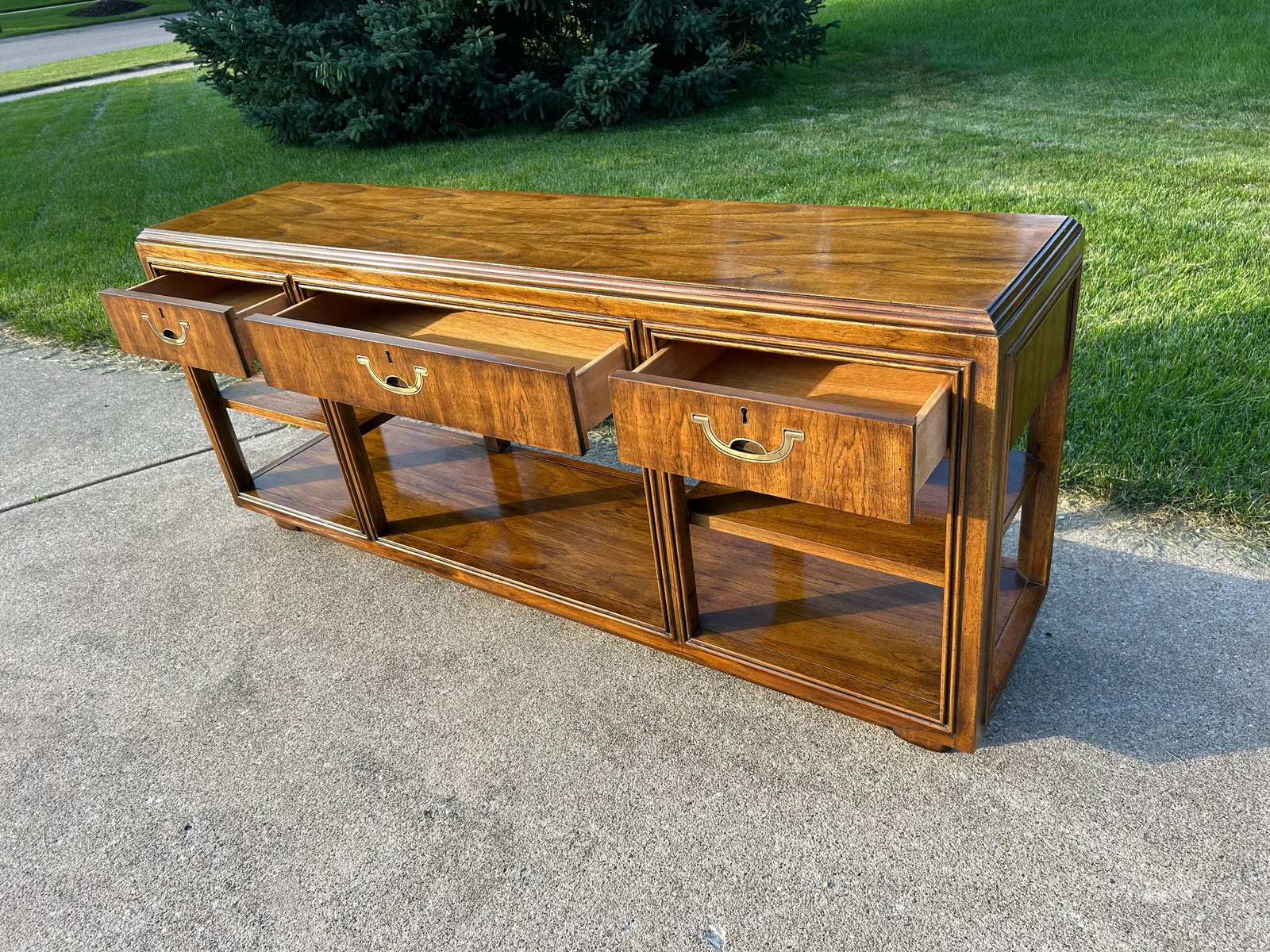 Drexel Heritage Accolade Campaign Console Table – Vintage Sideboard, Sofa Table, or Entryway - 3