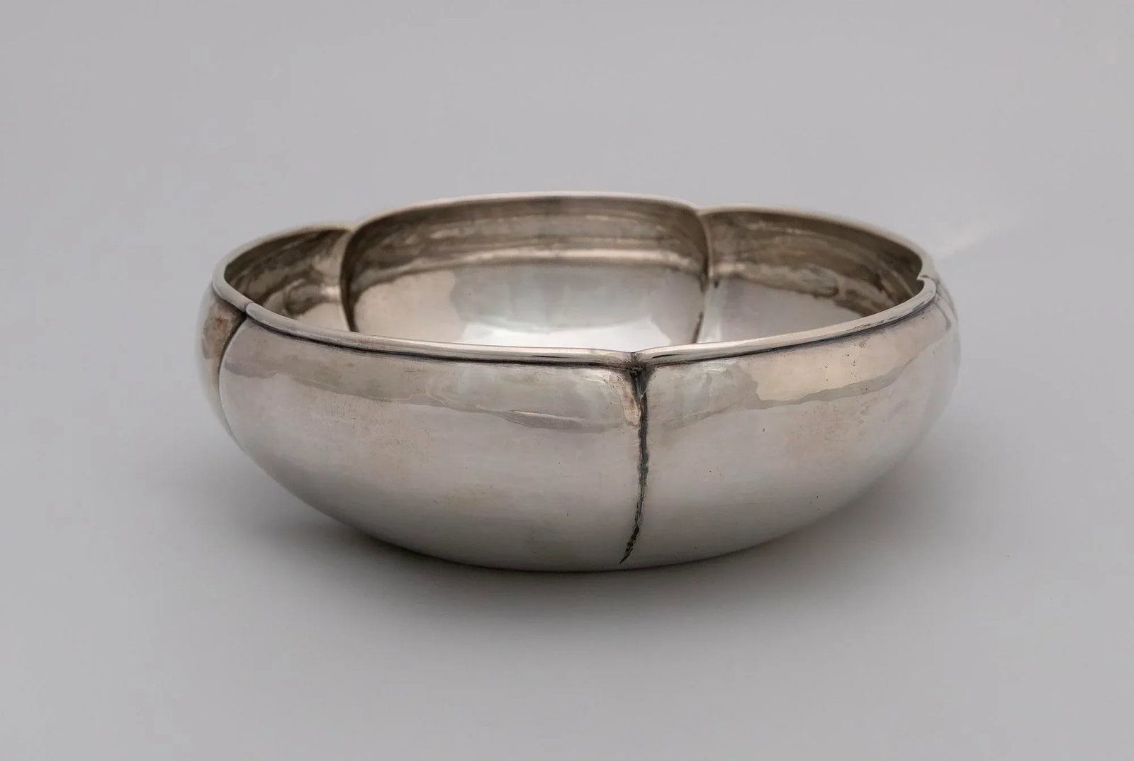 Sterling Silver Arts and Crafts Scalloped Bowl, 1938 - 6