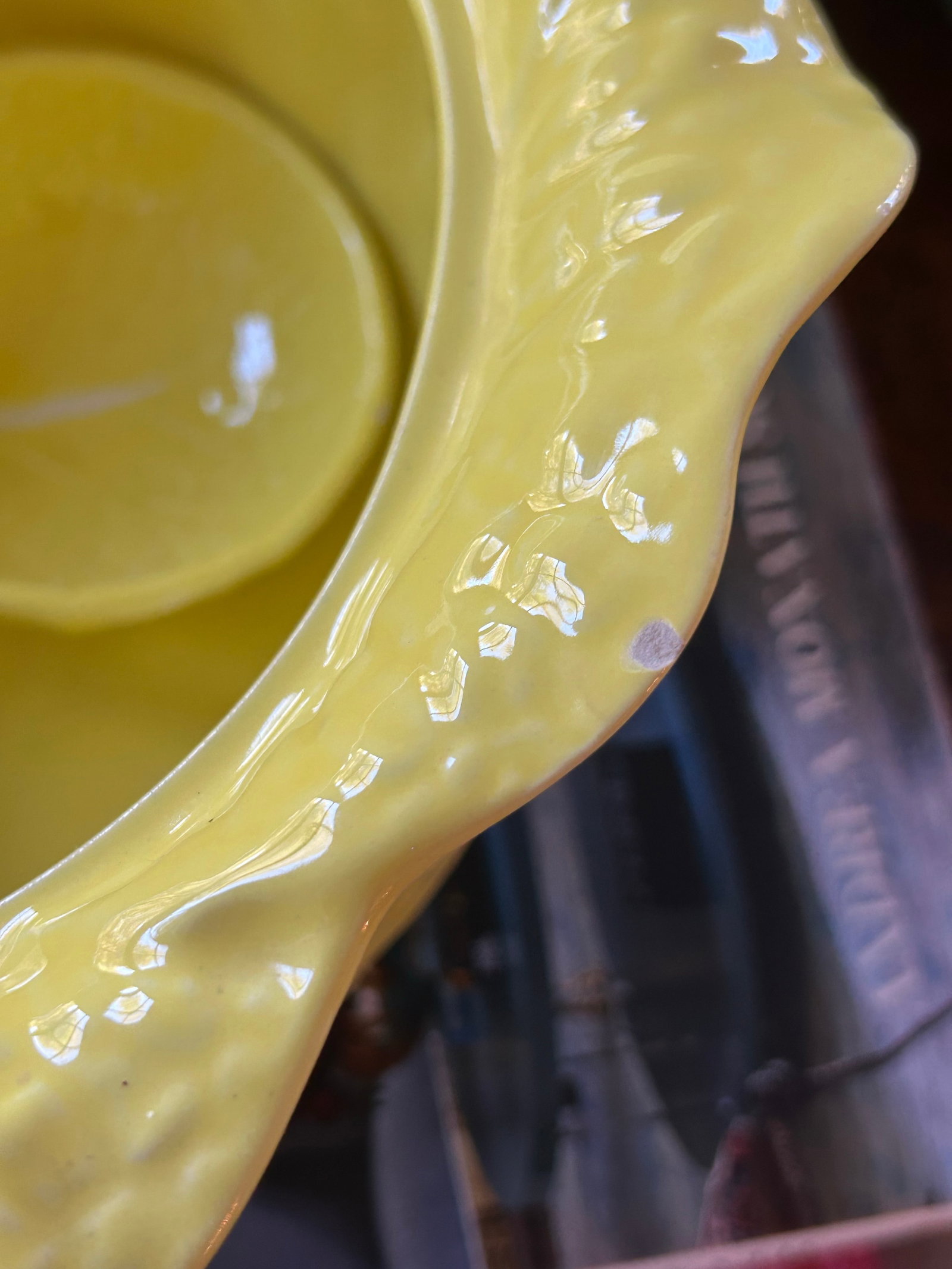 Mid 20th Century Italian Large Yellow Majolica Cabbage Ware Tureen With Lid and Ladle - 12