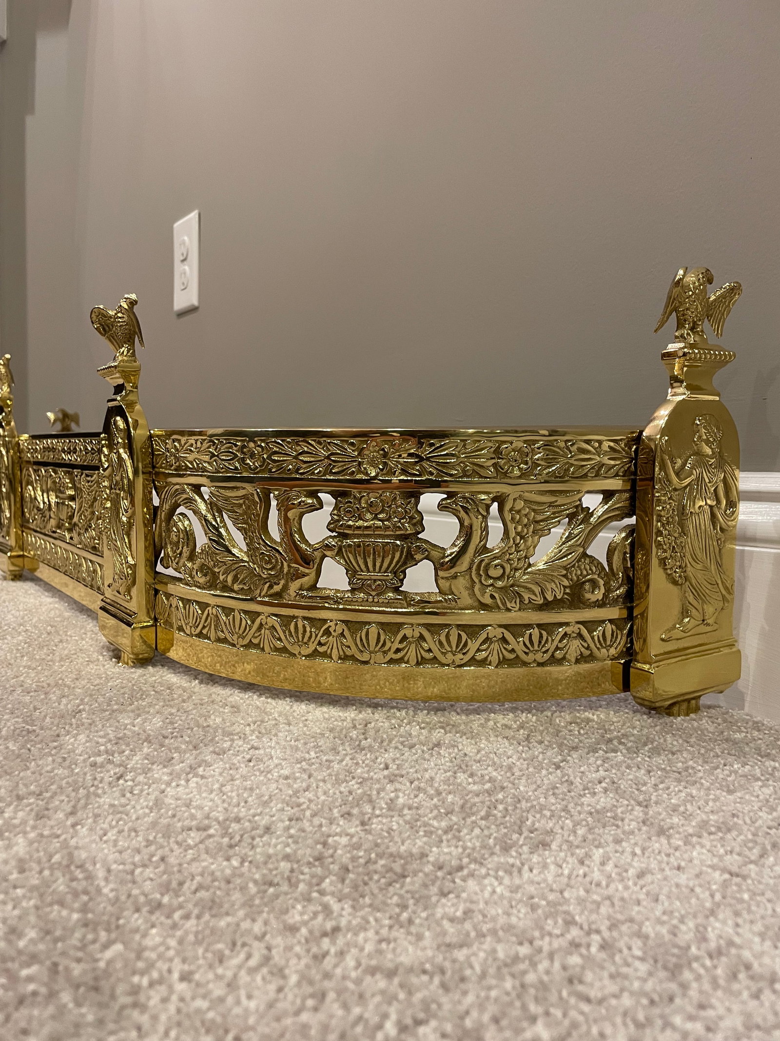 Traditional Design High Sheen Brass Fireplace Fender - 2