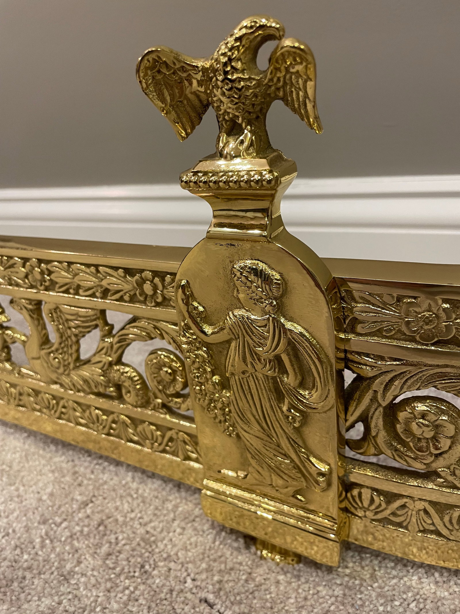 Traditional Design High Sheen Brass Fireplace Fender - 3