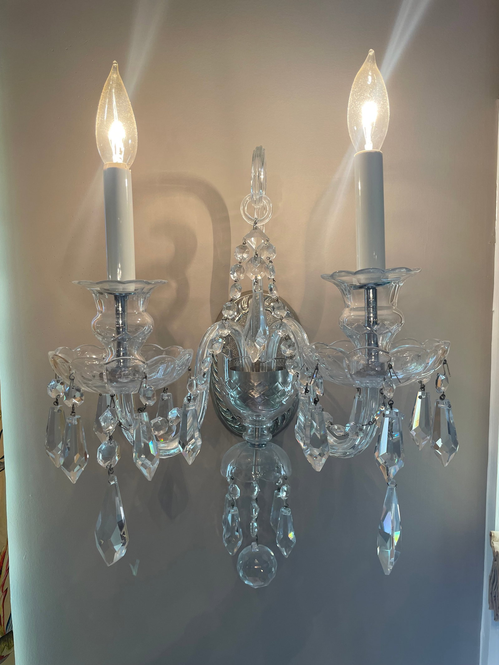 1980s Three Double Light Cut Crystals Sconces - 12
