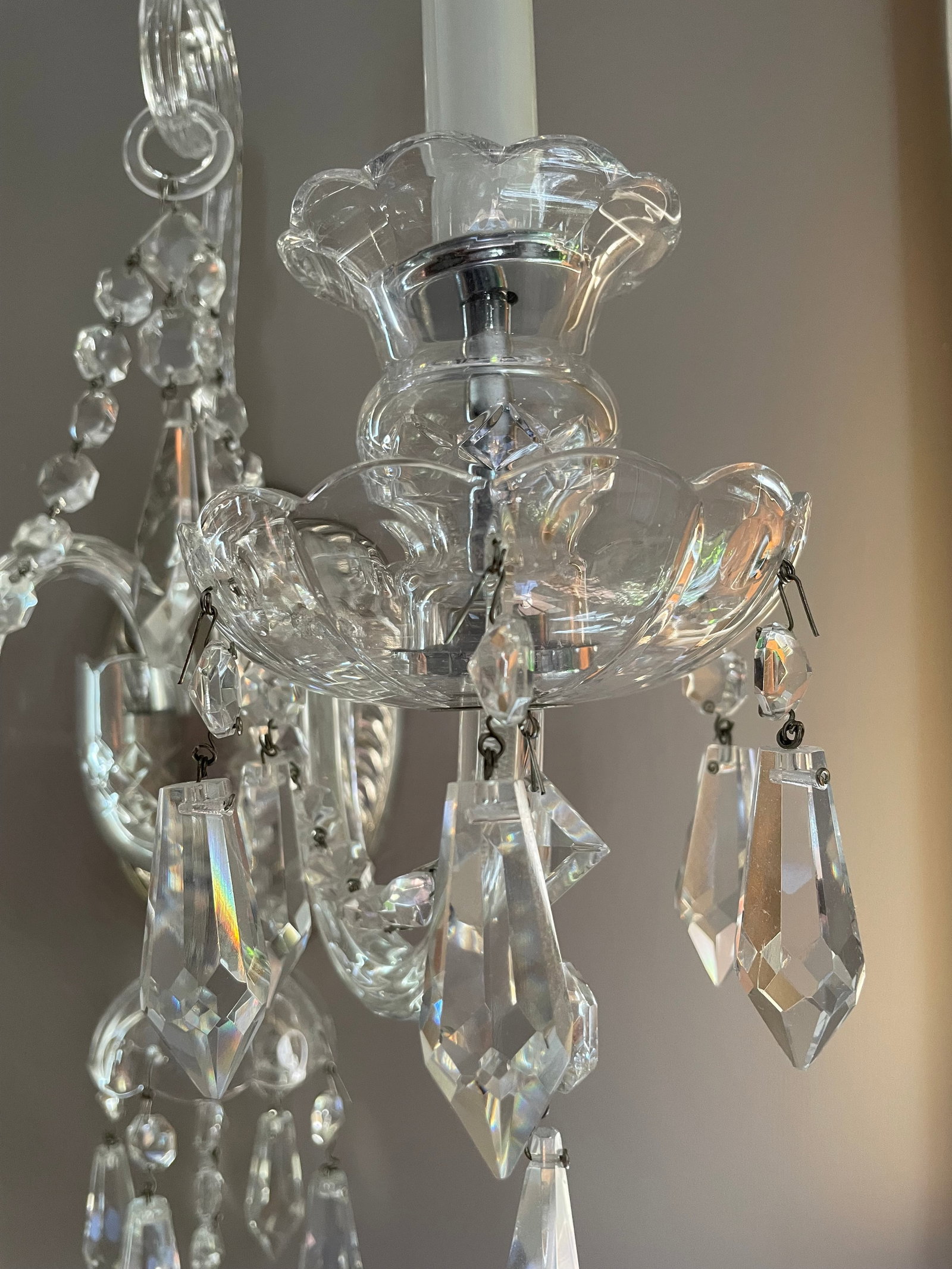 1980s Three Double Light Cut Crystals Sconces - 13