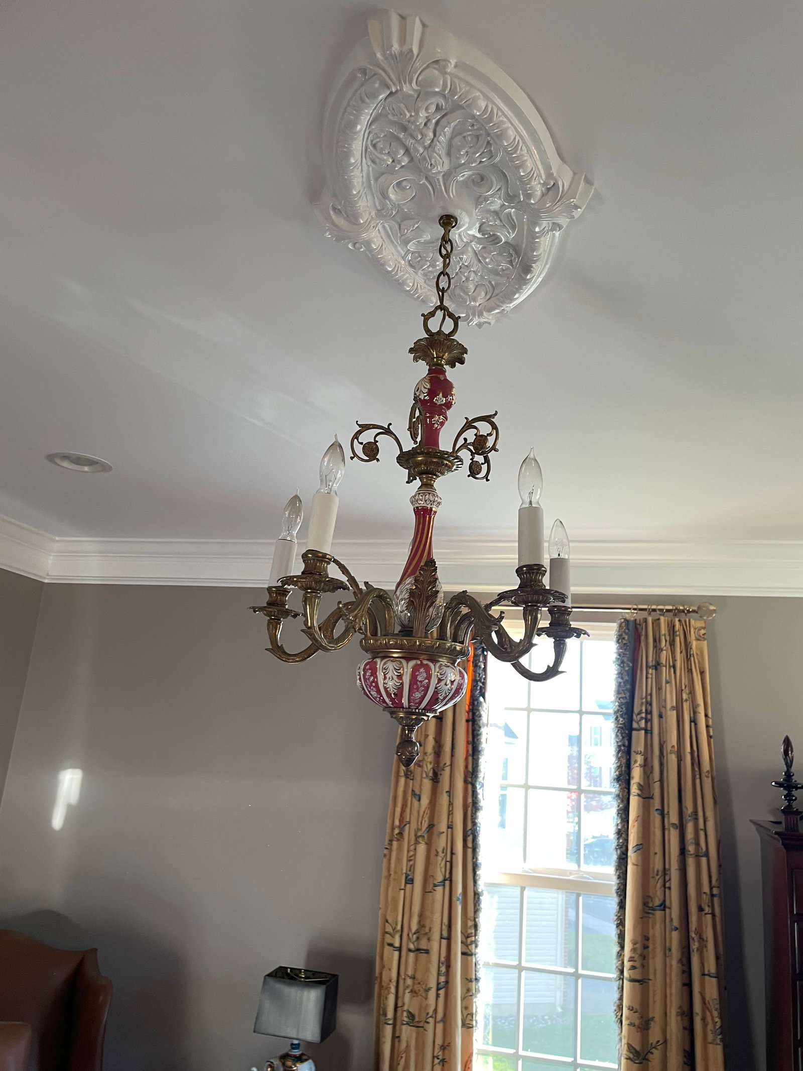 5 Light Brass and Ceramic Chandlier - 5