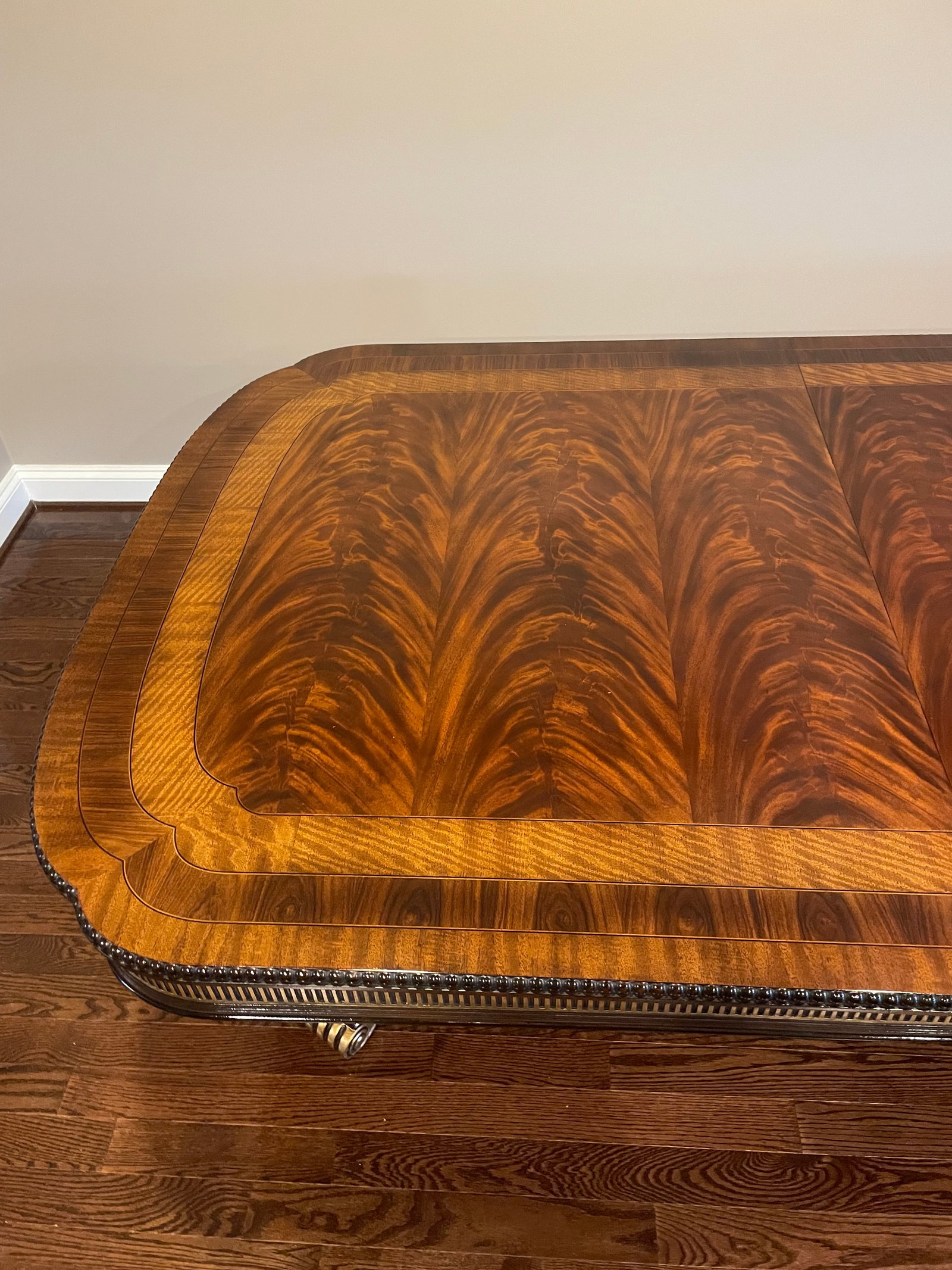 1990s Ej Victor Regency Mahogany Chippendale Dining Room Table and Set of 14 Chairs With by Gold Lea - 2