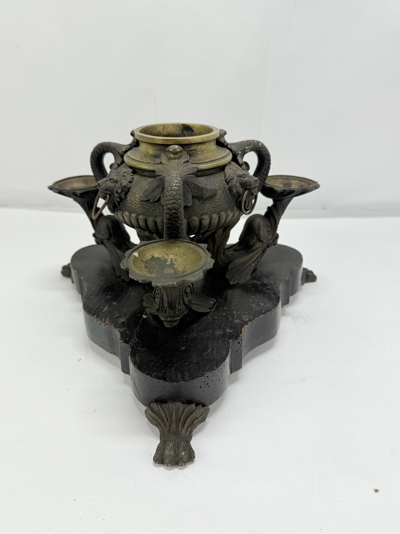 French Empire Bronze Inkwell After the Roman Oil Lamps, C. 1815–25 - 3