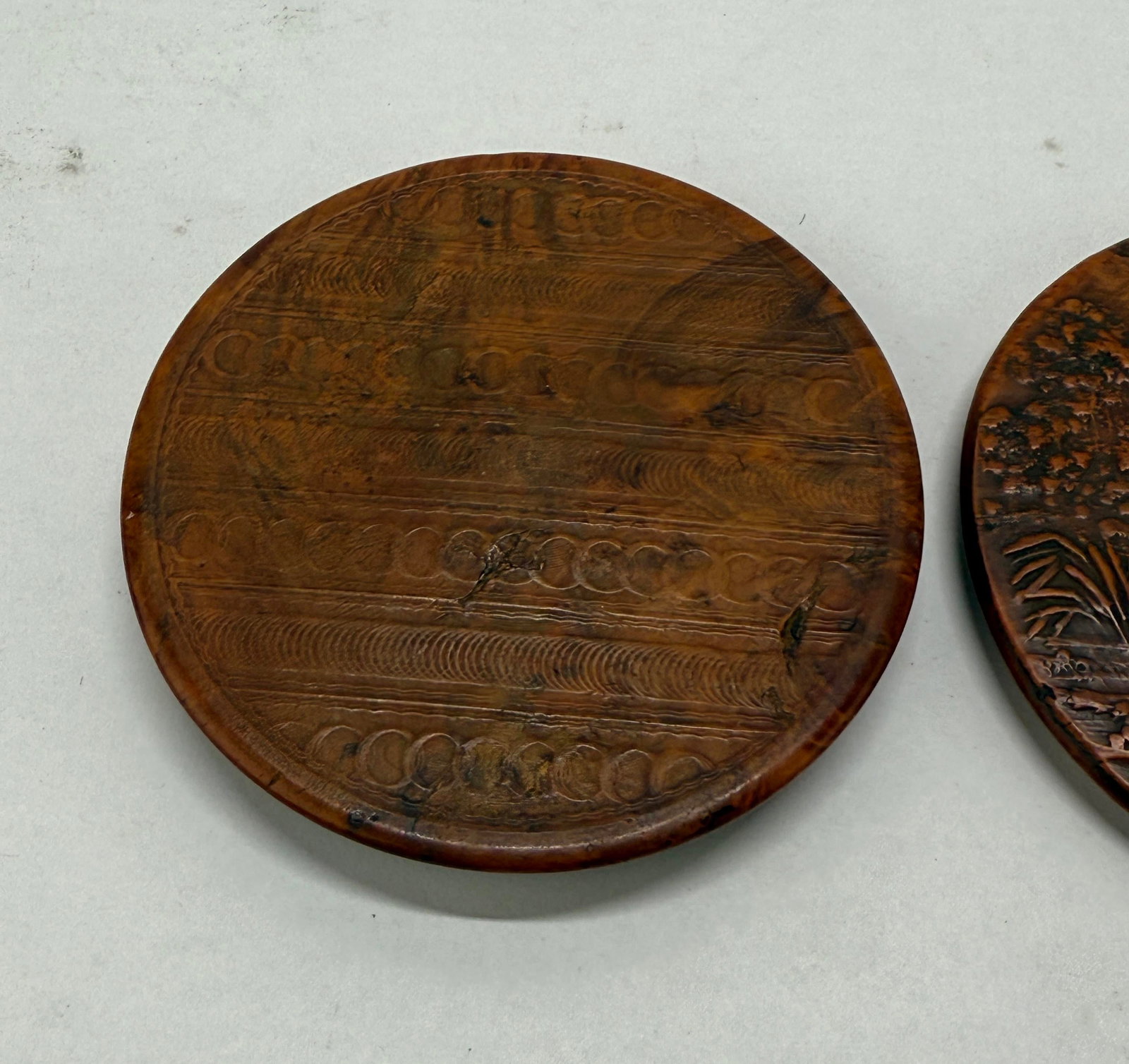 19th C. French Carved Boxwood Snuff Box, Prince Eugene at His Mother's Tomb - 5
