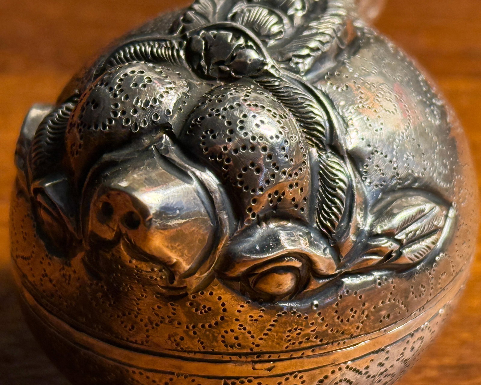 Vintage 900 Silver Cambodian Puffer Fish Repousse Lidded Trinket Box - 4