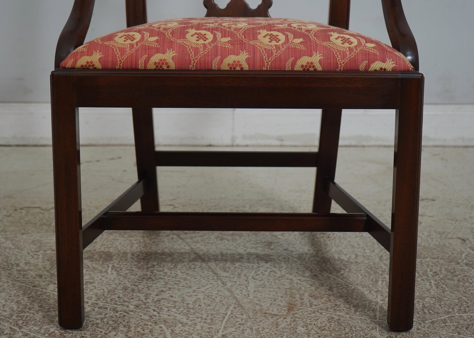 Set of 10 Henkel Harris Model 115 Mahogany Dining Room Chairs - 7