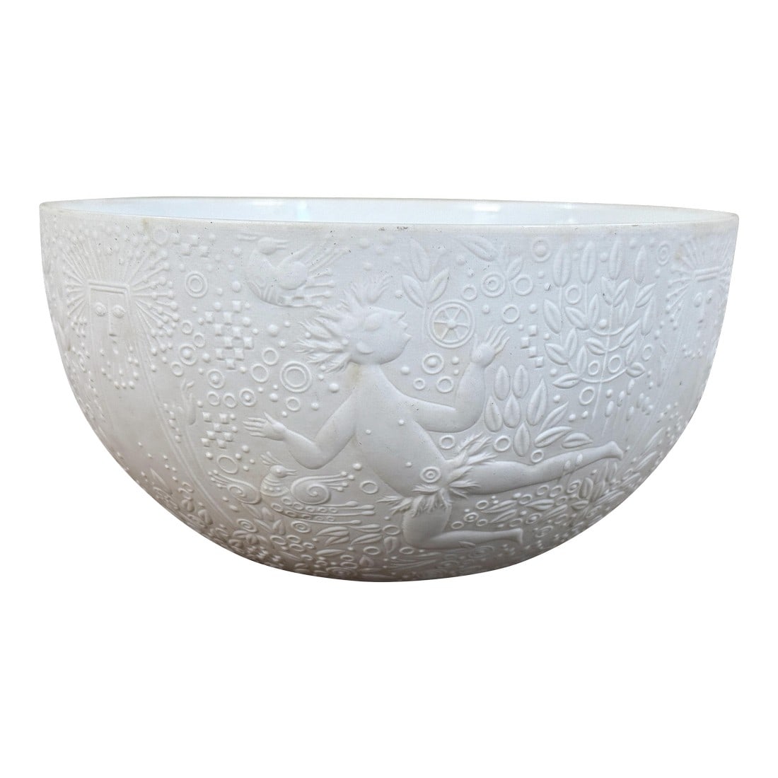 Mid Century Modern Rosenthal Bjorn Wiinblad Die Zauberflöte White Porcelain Art Bowl: This mid century modern Rosenthal Studio Linie porcelain bowl by Bjorn Wiinblad features the Die Zauberflöte pattern with finely embossed figural, botanical, and celestial motifs rendered in