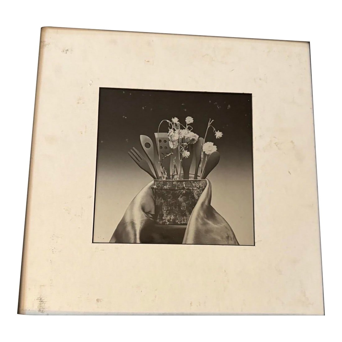 Len Prince 1990s Original Two-Toned Photograph: LEN PRINCE 1990s Original Two-Toned Photograph 14x14 Very rare photography by Len Prince No, COA purchased a gallery in New York No glass frames and matted The product is a 1990s original two-toned ph