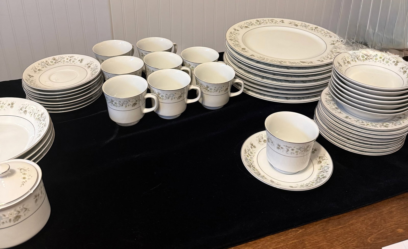 1960s Imperial China W. Dalton 745 Wild Flower Dishes - Set of 39 - 13