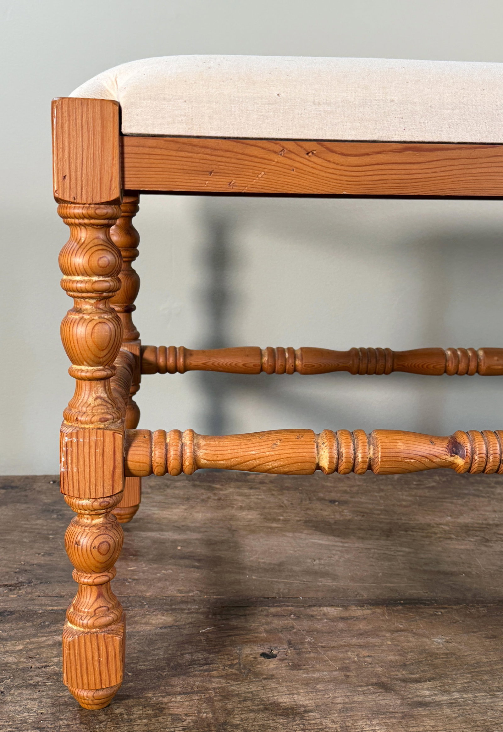 Vintage French Country Style Wood Upholstered Bench With Turned Legs - 3