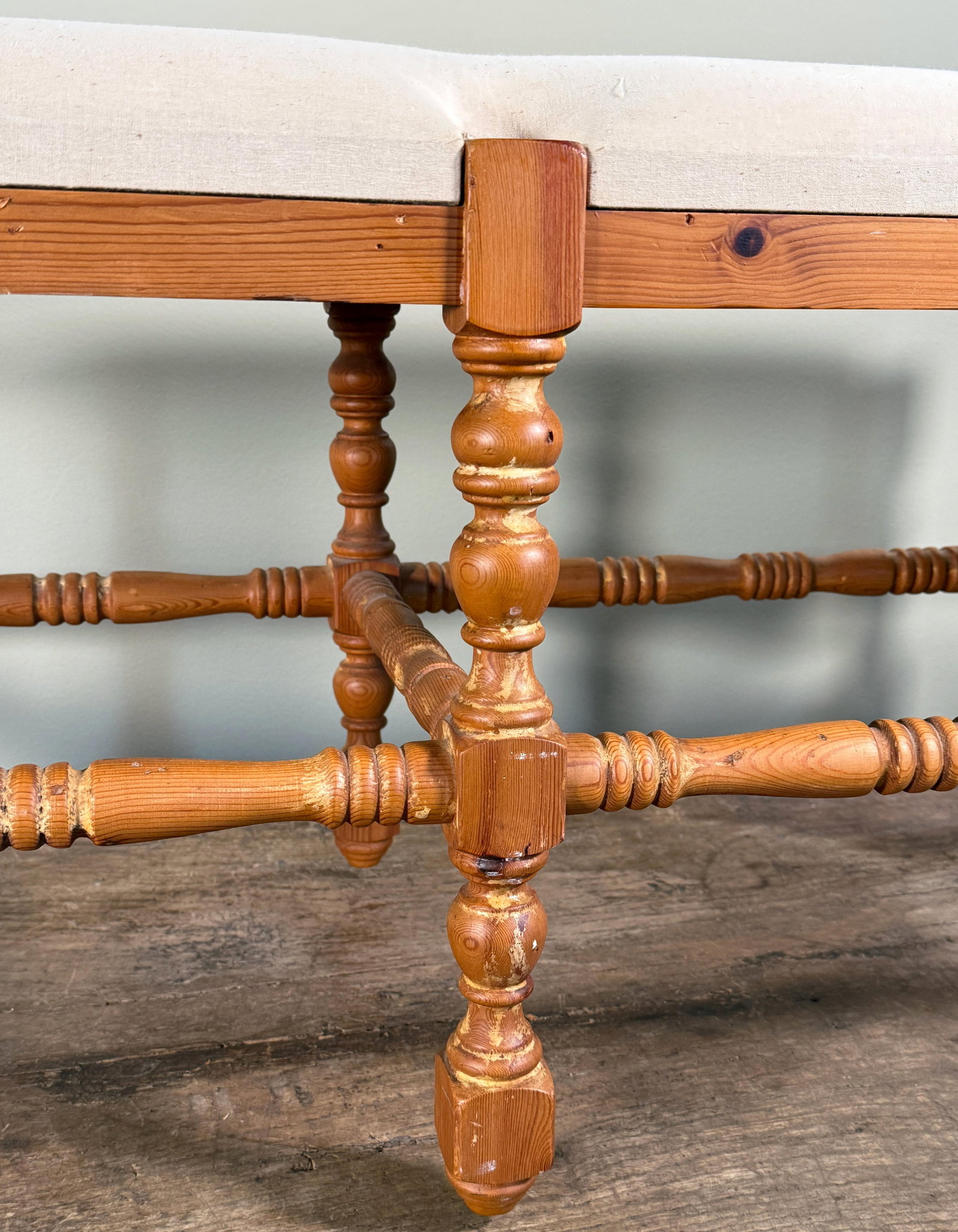 Vintage French Country Style Wood Upholstered Bench With Turned Legs - 5
