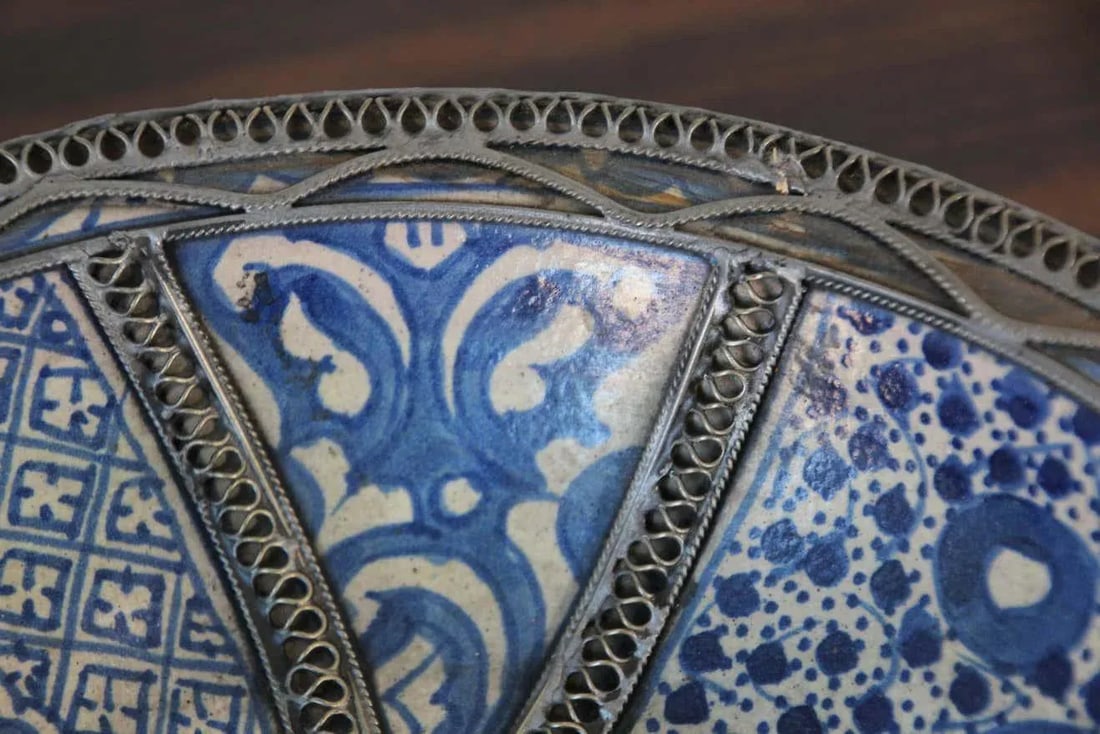 Moroccan Blue Ceramic Dish Bowl Adorned With Silver Filigree From Fez - 10