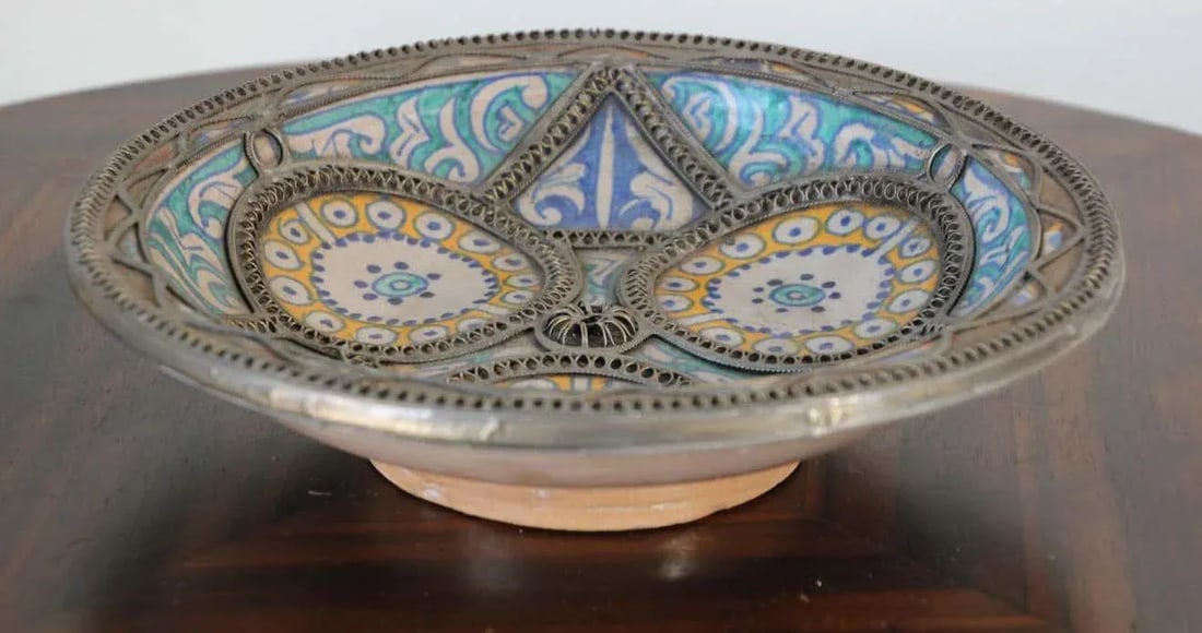 Moorish Moroccan Ceramic Bowl Adorned with Silver Filigree from Fez - 8