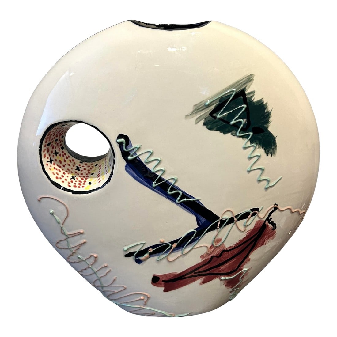 Late 20th Century MCM Abstract Face Vase – Contemporary Studio Art Ceramic Sculpture With: Mid-Century Modern Abstract Face Vase – Contemporary Studio Art Ceramic Sculpture with Sculptural Cutout, Picasso-Inspired Design This striking contemporary studio art vase is a sculptural ceram