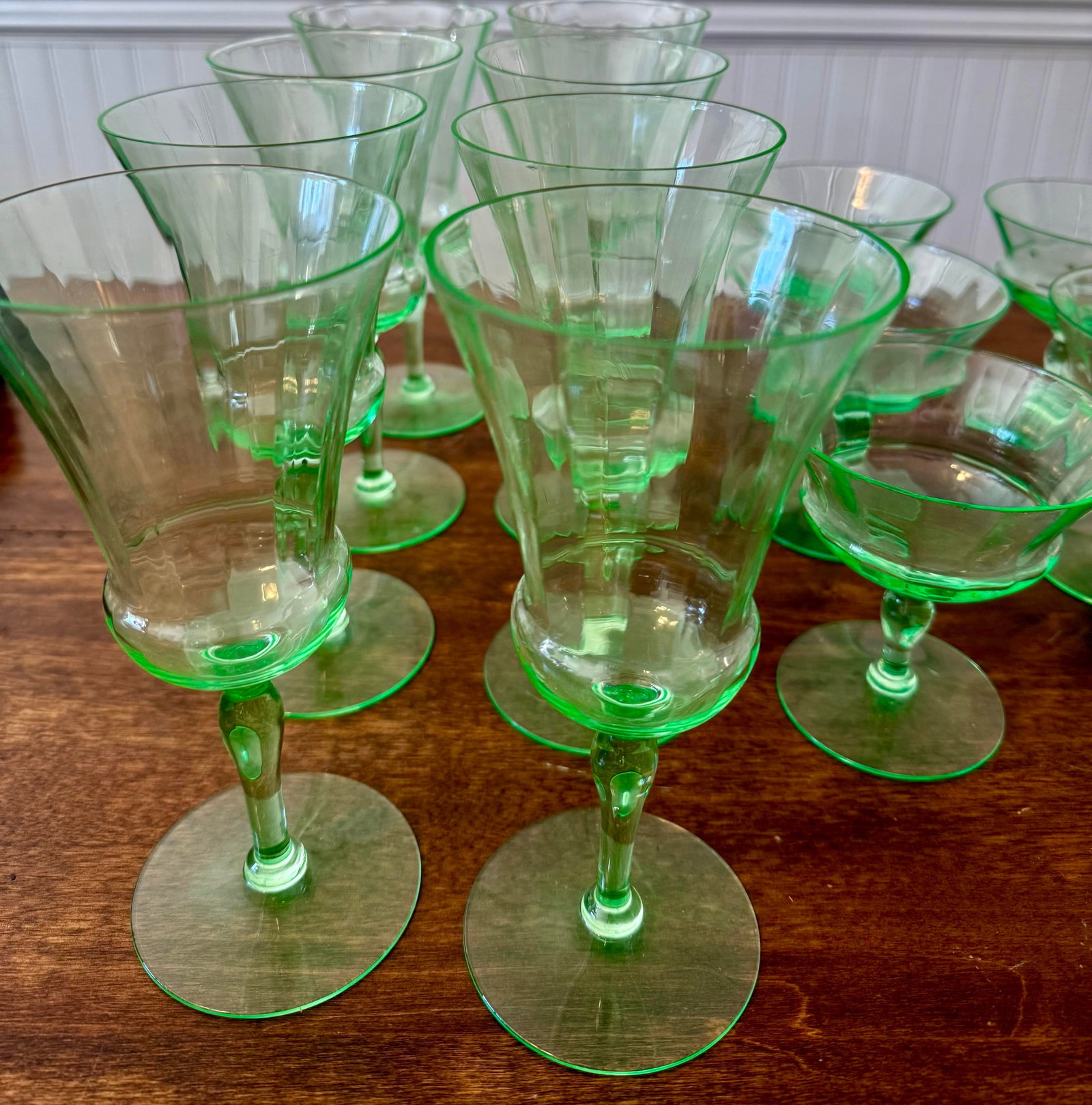 Early 20th Century Uranium Vaseline Glass Cambodia Stemware by Utility Glass Works - Set of 13 - 2