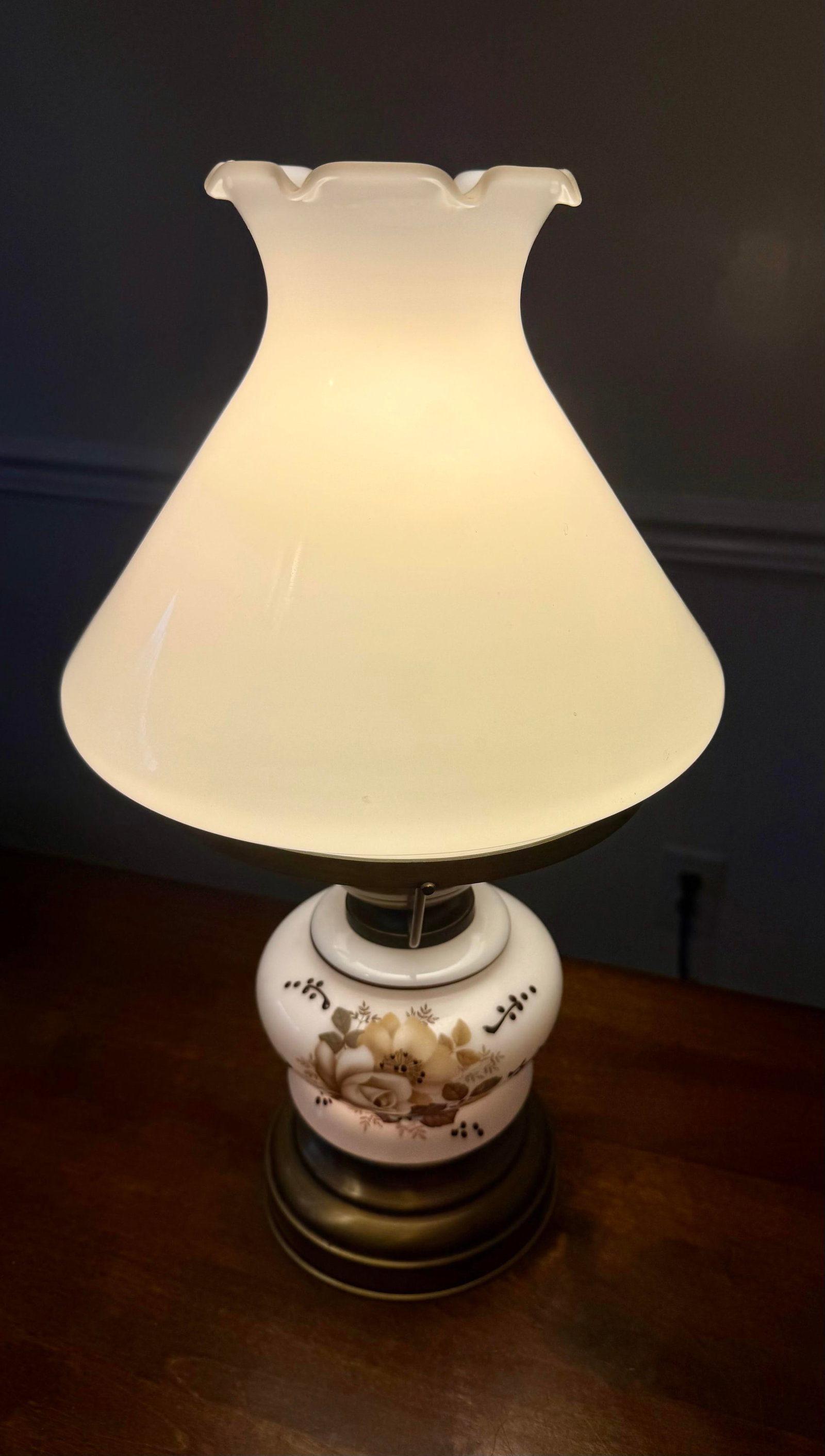 Late 20th Century Leviton Hurricane Lamp - 3