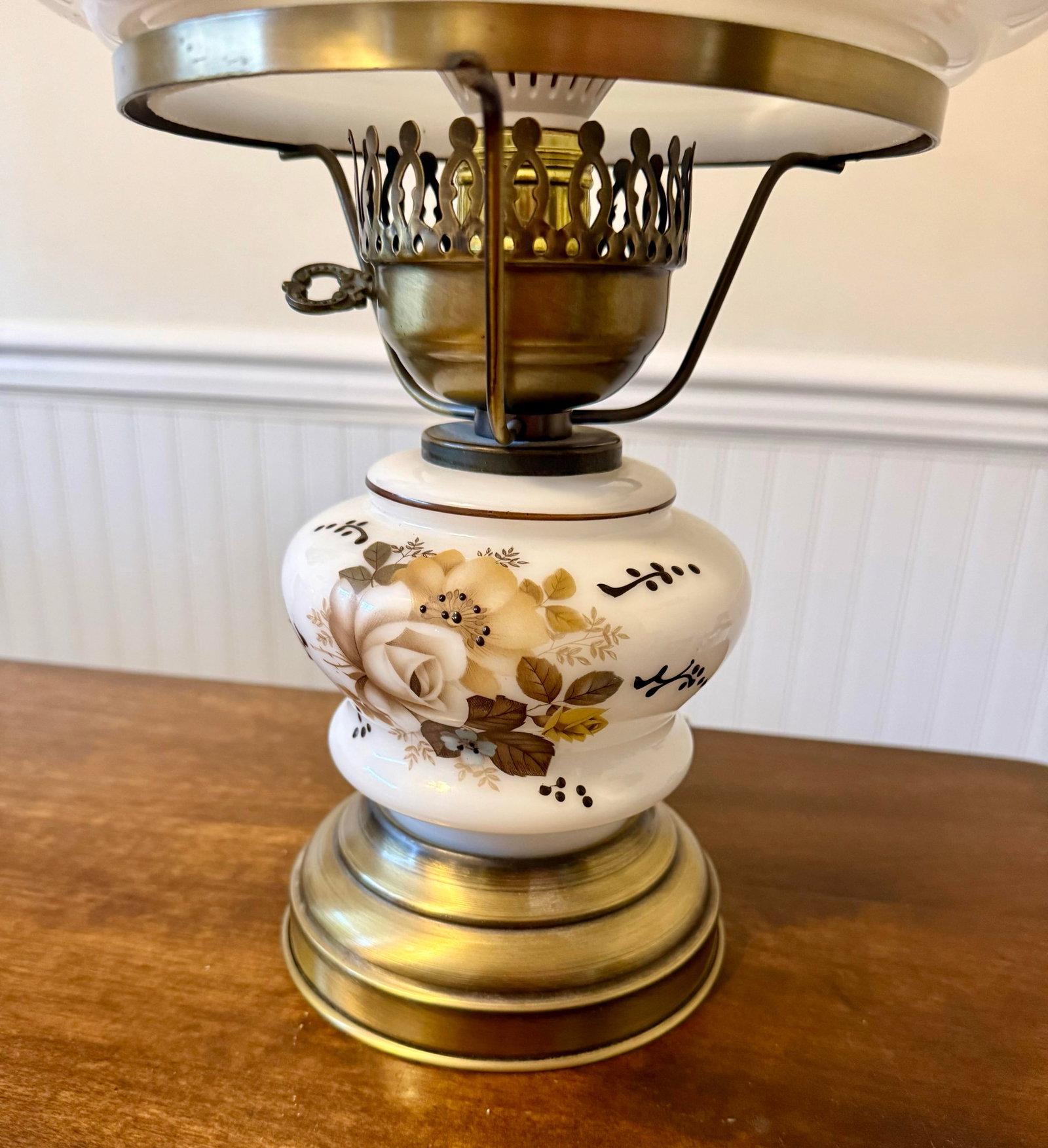 Late 20th Century Leviton Hurricane Lamp - 5