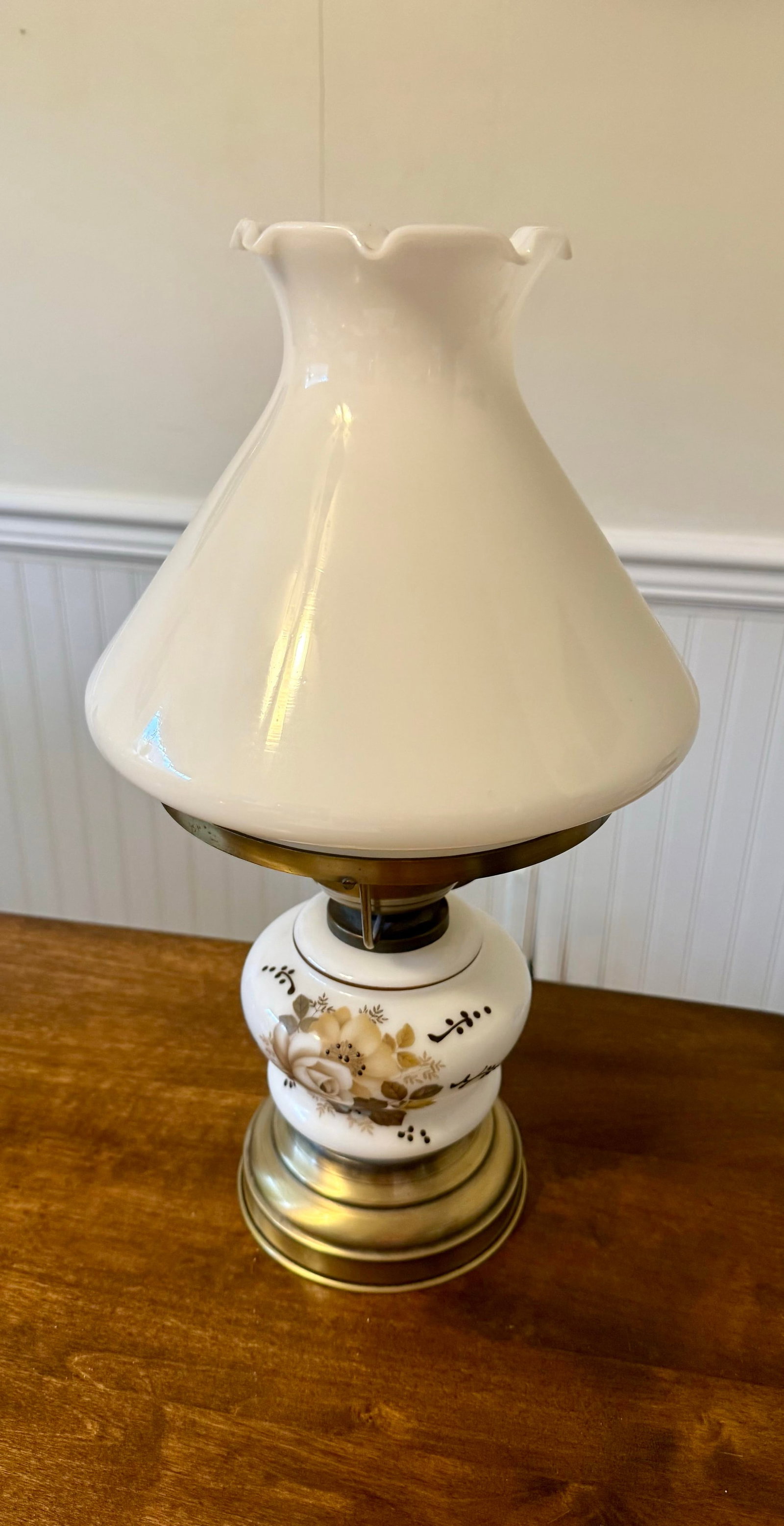 Late 20th Century Leviton Hurricane Lamp - 6
