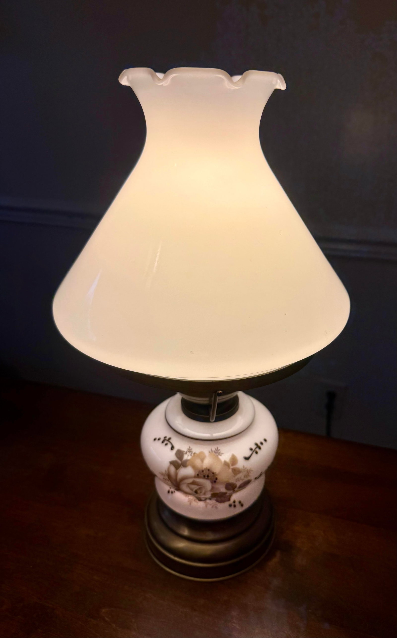 Late 20th Century Leviton Hurricane Lamp - 7