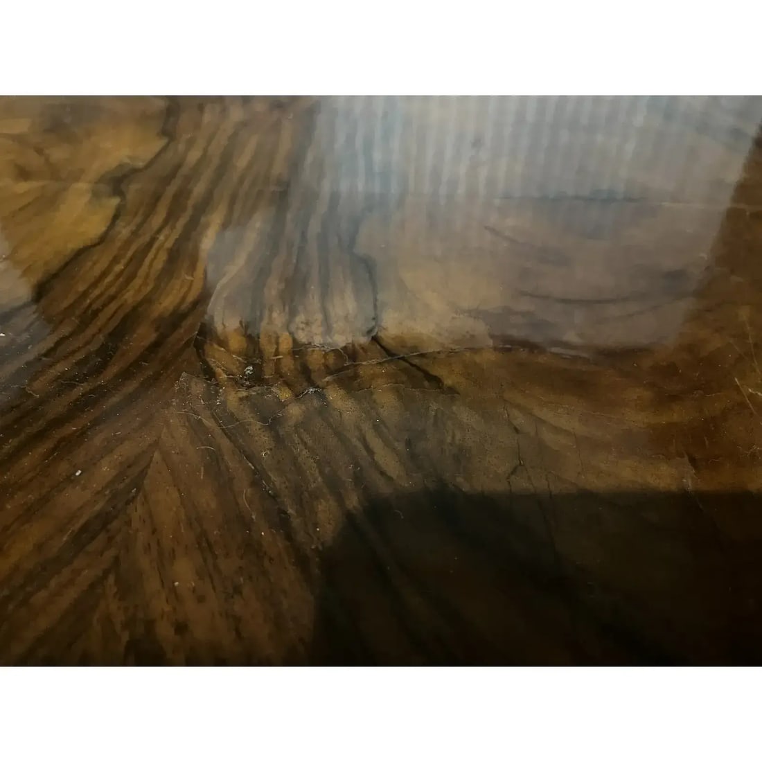 1920s Hungarian Bauhaus Walnut Veneer Two Tier Occasional Table - 4