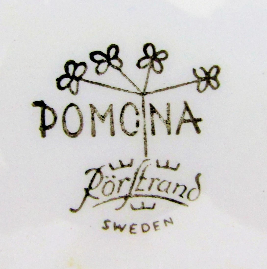 1950s Mid-Century Modern Rörstrand Sweden Pomona Picknick Two Plates Design by Marianne Westman - 8