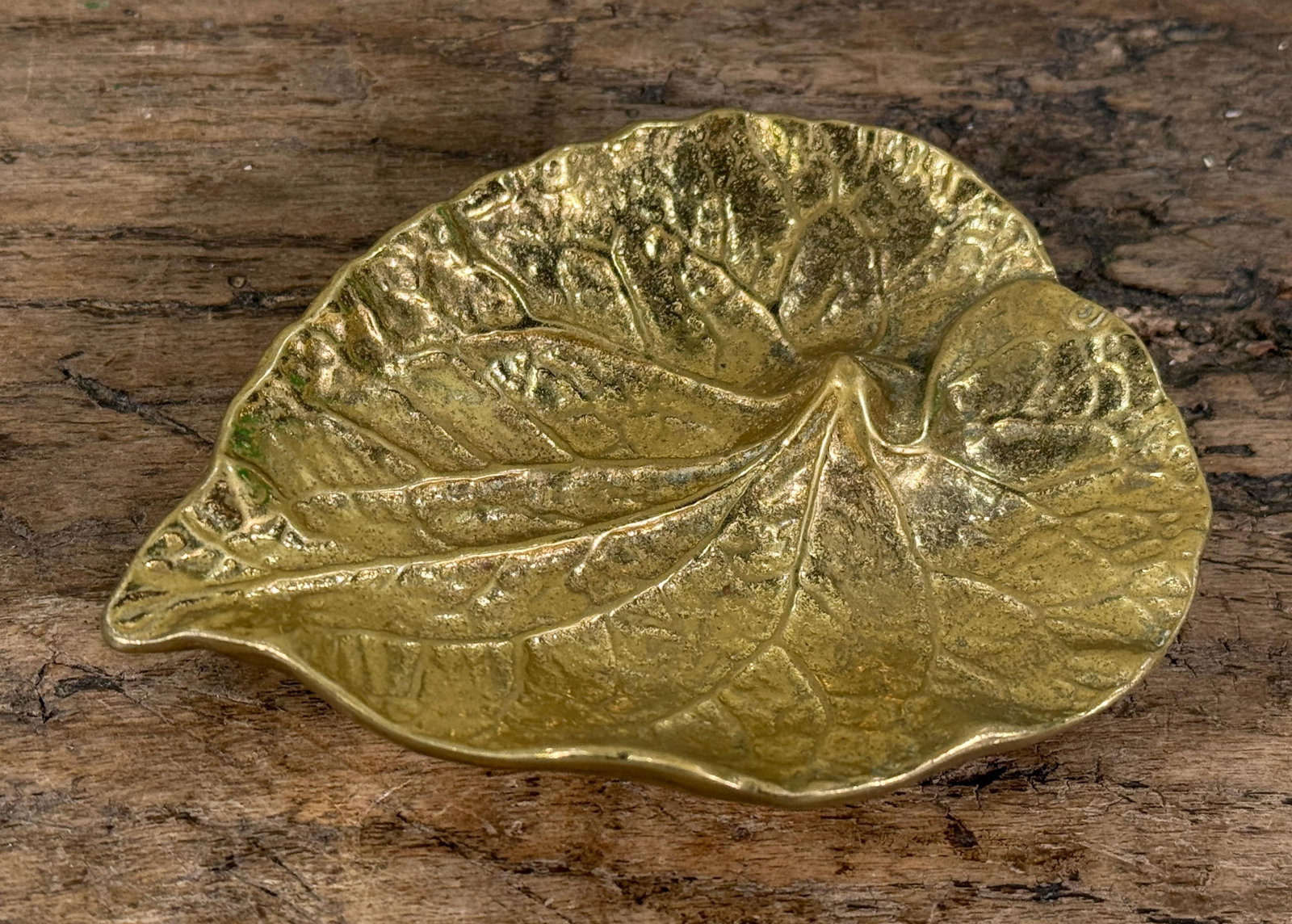 Virginia Metalcrafters Solid Brass Leaf Catchalls, Lotus, Violet & Chrysanthemum - Set of 3 - 2