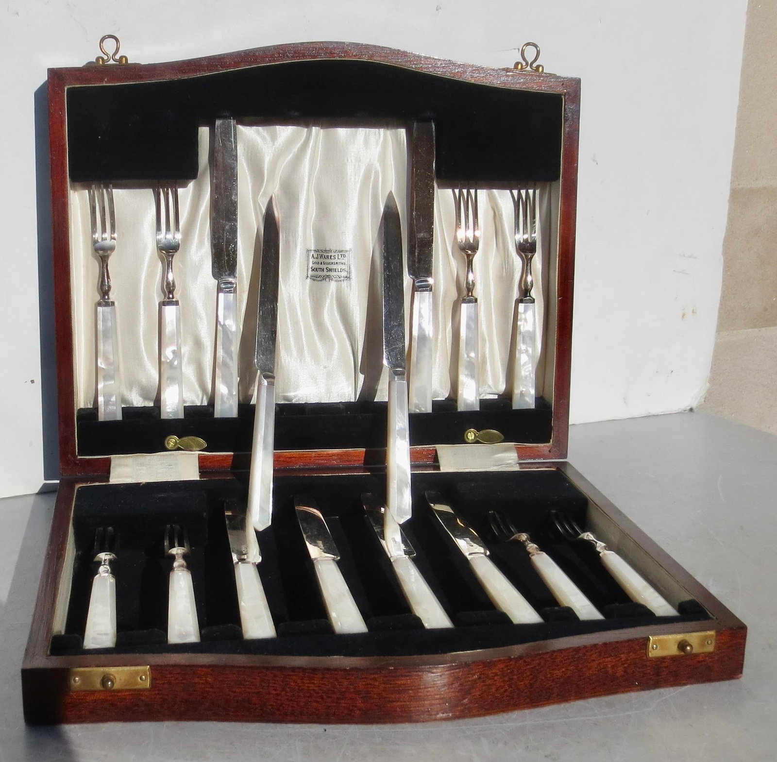 Vintage Mother of Pearl Boxed Serving Set - 3