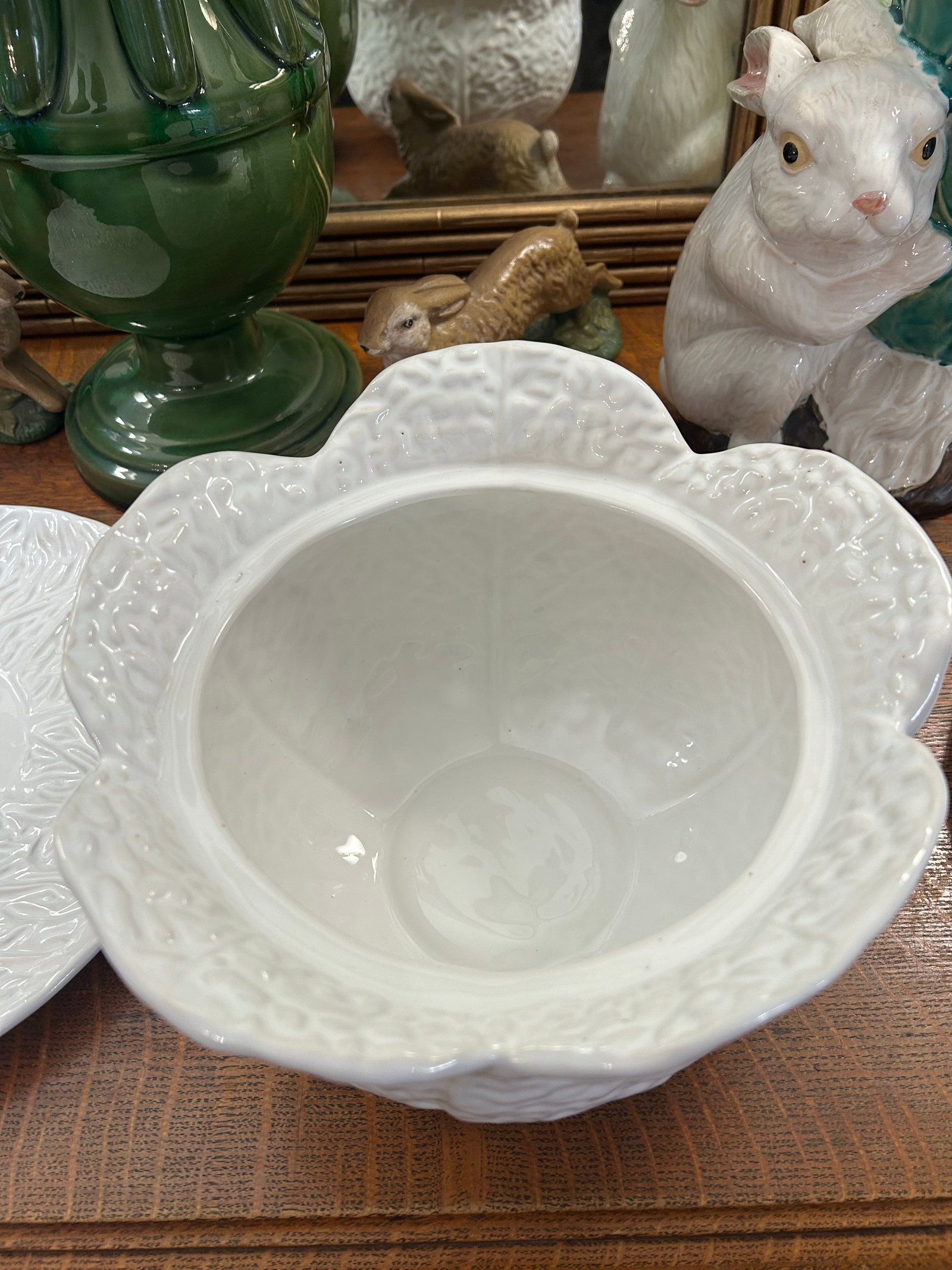 Vintage Portuguese White Majolica Cabbage Ware Tureen With Lid and Underplate - 8