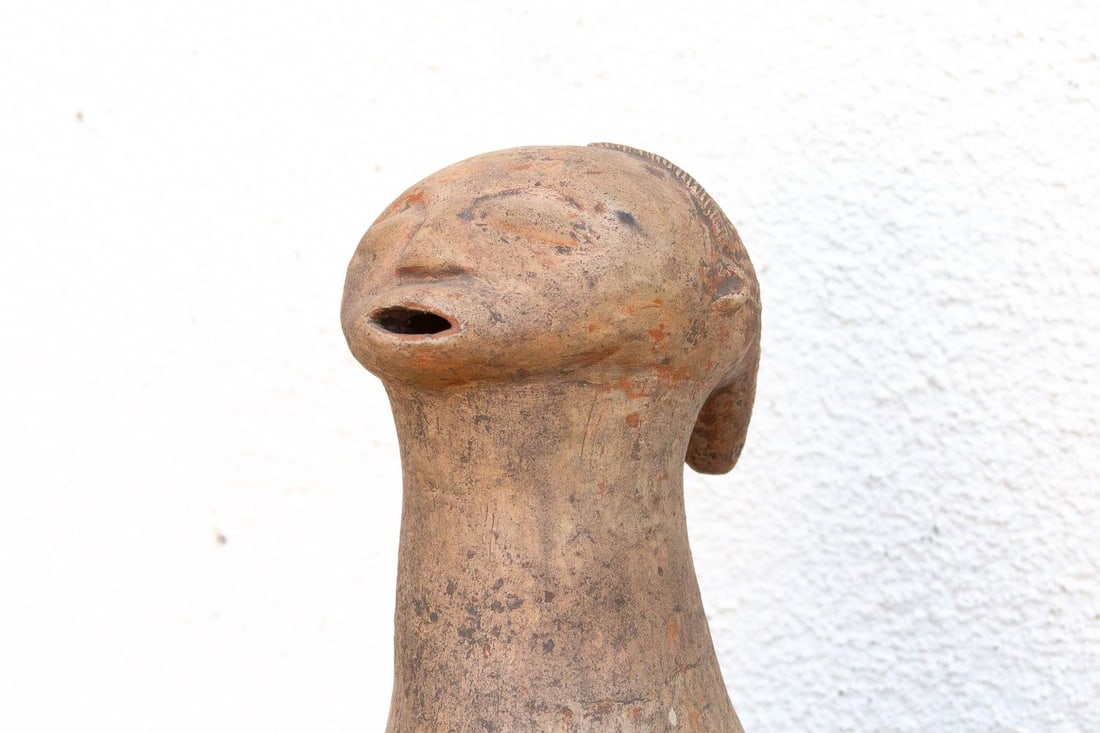 Antique Mangbetu Anthropomorphic Terracotta Vessel - 4