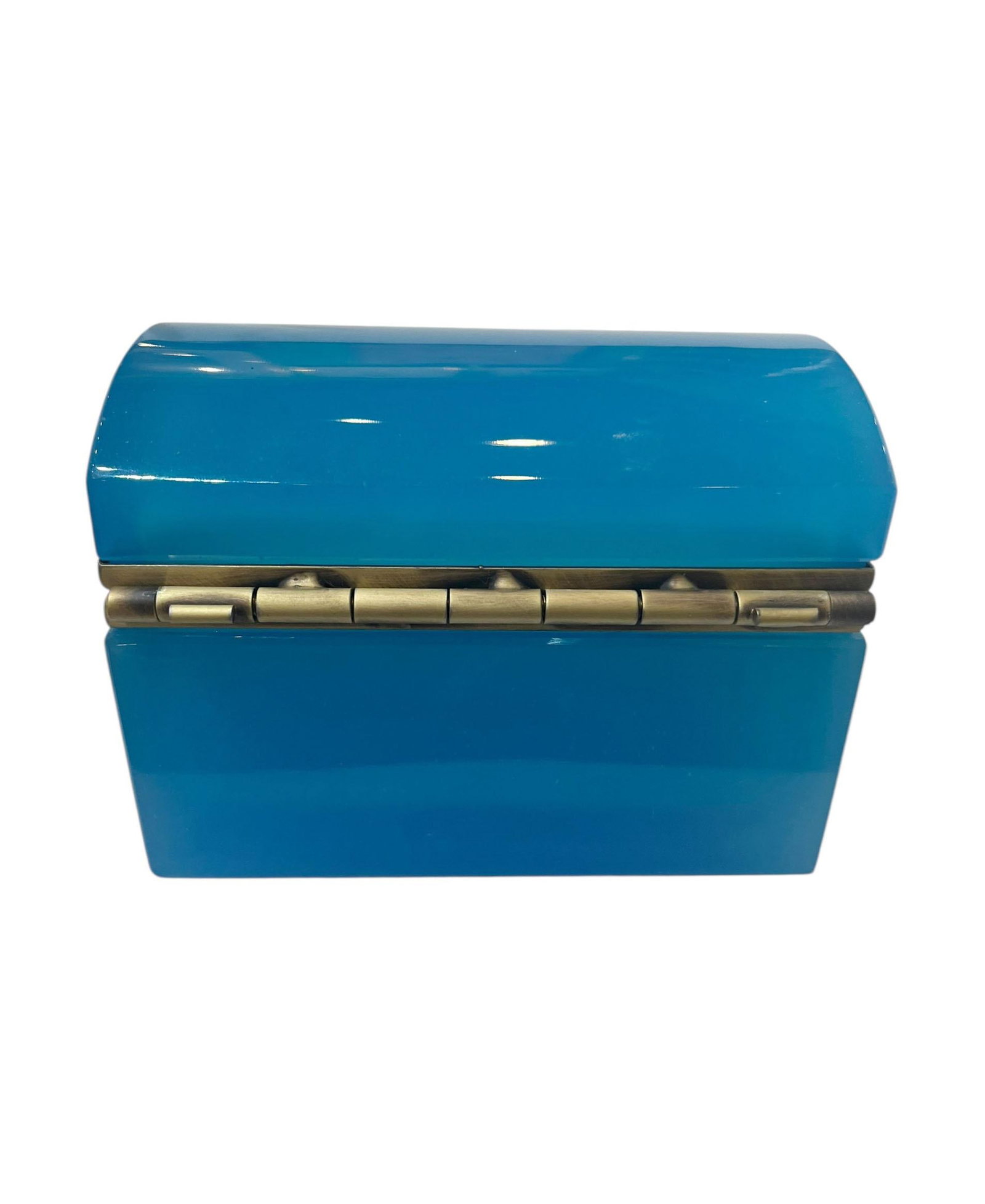 Antique French Blue Opaline Glass Box, Circa 1860 - 5