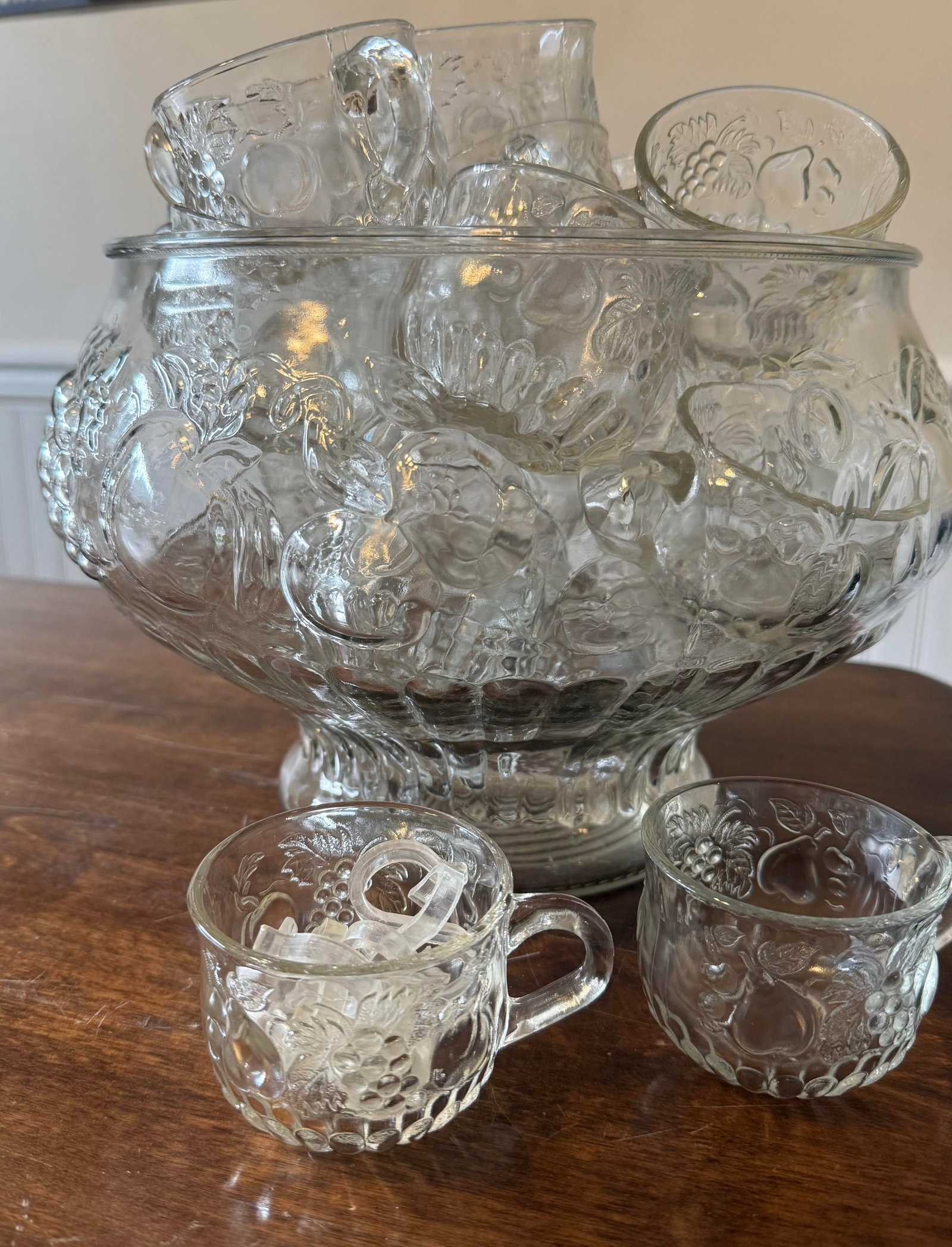 Mid 20th Century Jeanette Glass Fruit Pattern Punch Bowl Set - 34pcs - 2