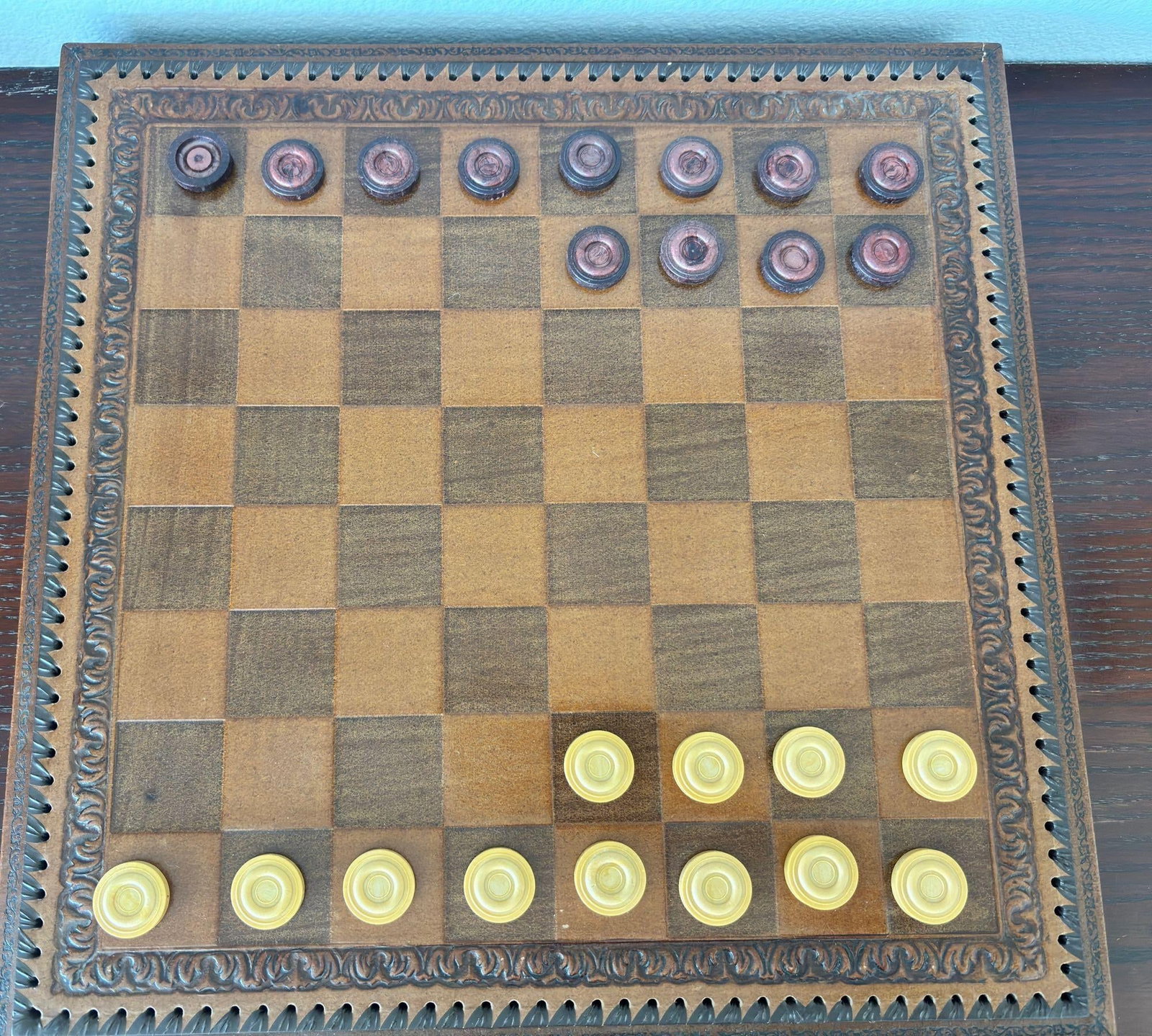 Italian Roman-Style Chess Set Cast Metal and Leather Leather Board Circa 1960 - 14