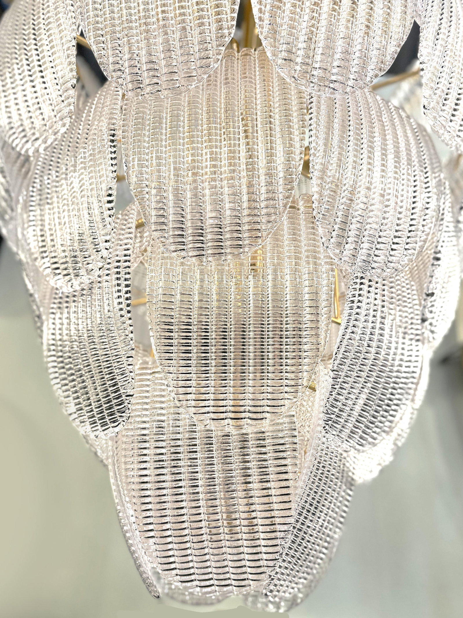 Contemporary Imperial Diamanted Trasparent "Petals" Murano Glass Chandelier by Simoeng - 4