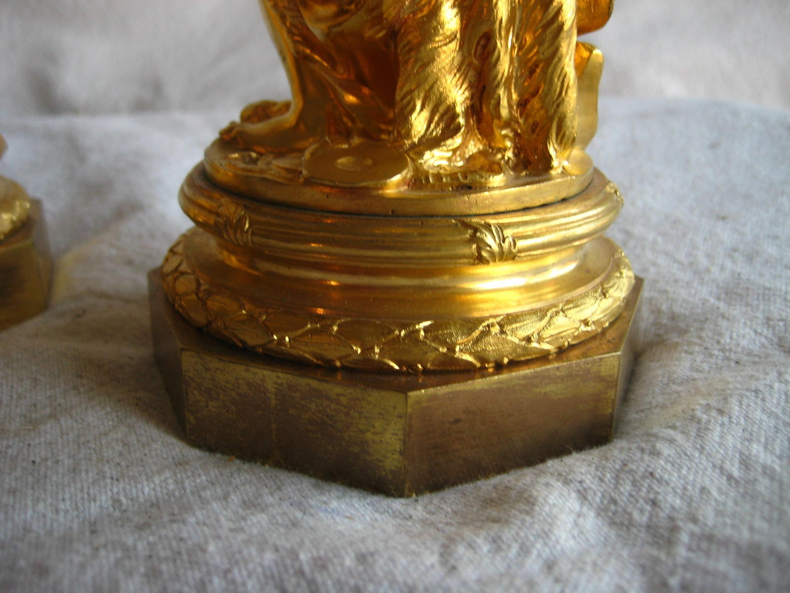 Mid 19th Century Pair of French Napoleon III Gilded Bronze Candlestick - 12