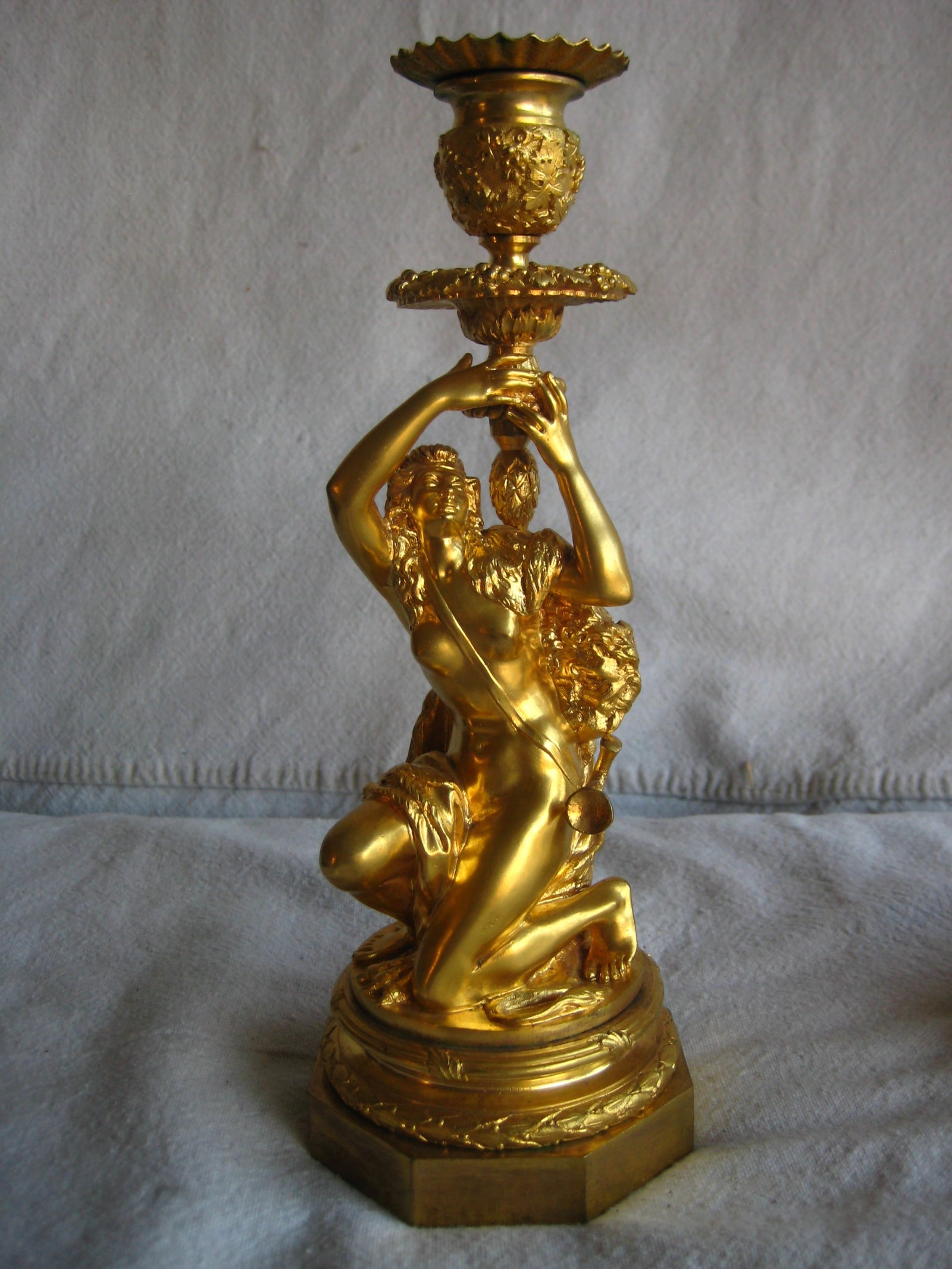 Mid 19th Century Pair of French Napoleon III Gilded Bronze Candlestick - 2